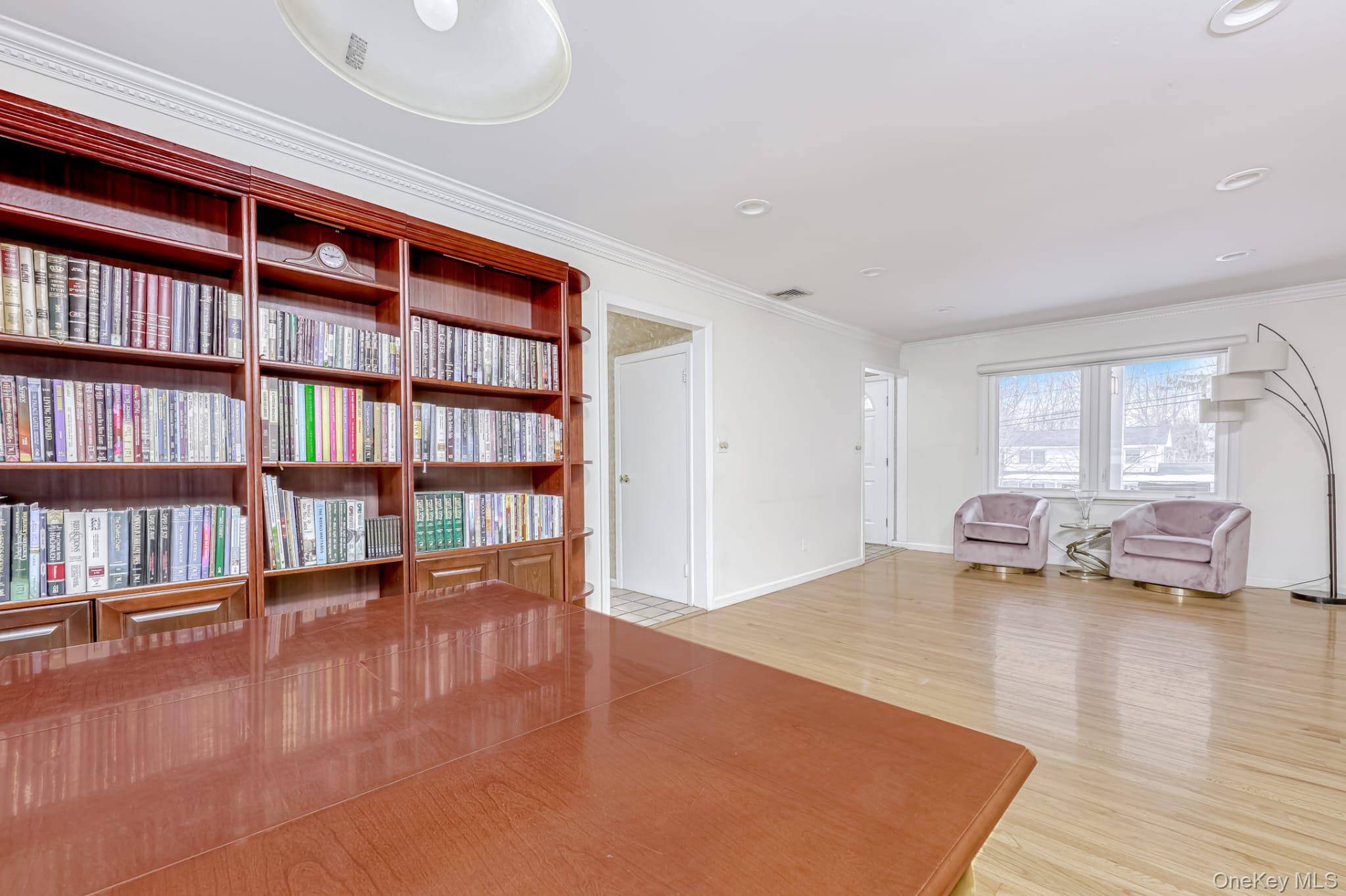 23 S Parker Drive Property Photo 8