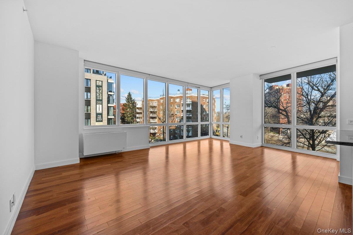 640 W 237th Street 3e Property Photo 4