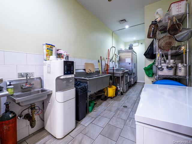 63-28 Roosevelt Avenue Property Photo 9