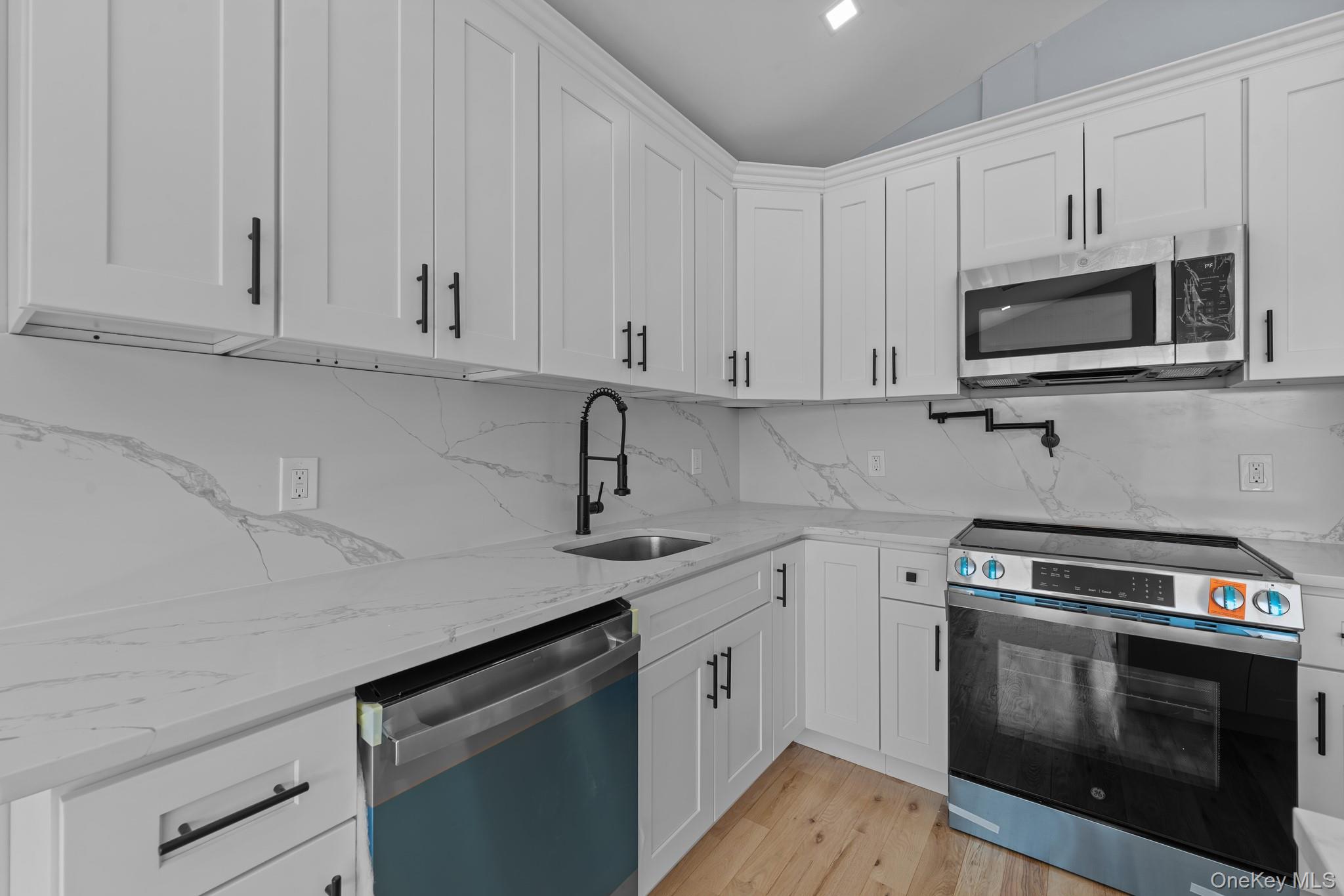 24149 148th Drive Property Photo 9