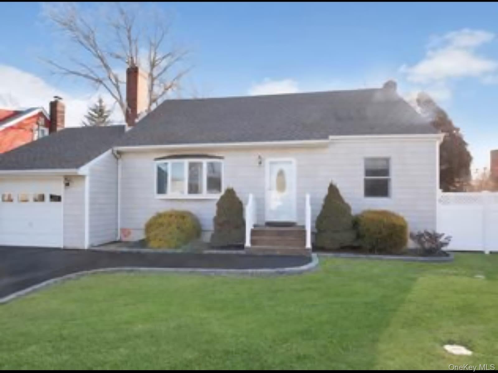 10 Bainbridge Avenue Property Photo 1