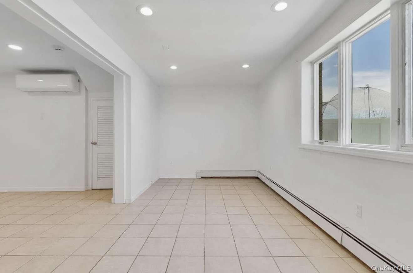159-40 95th Street Property Photo 17