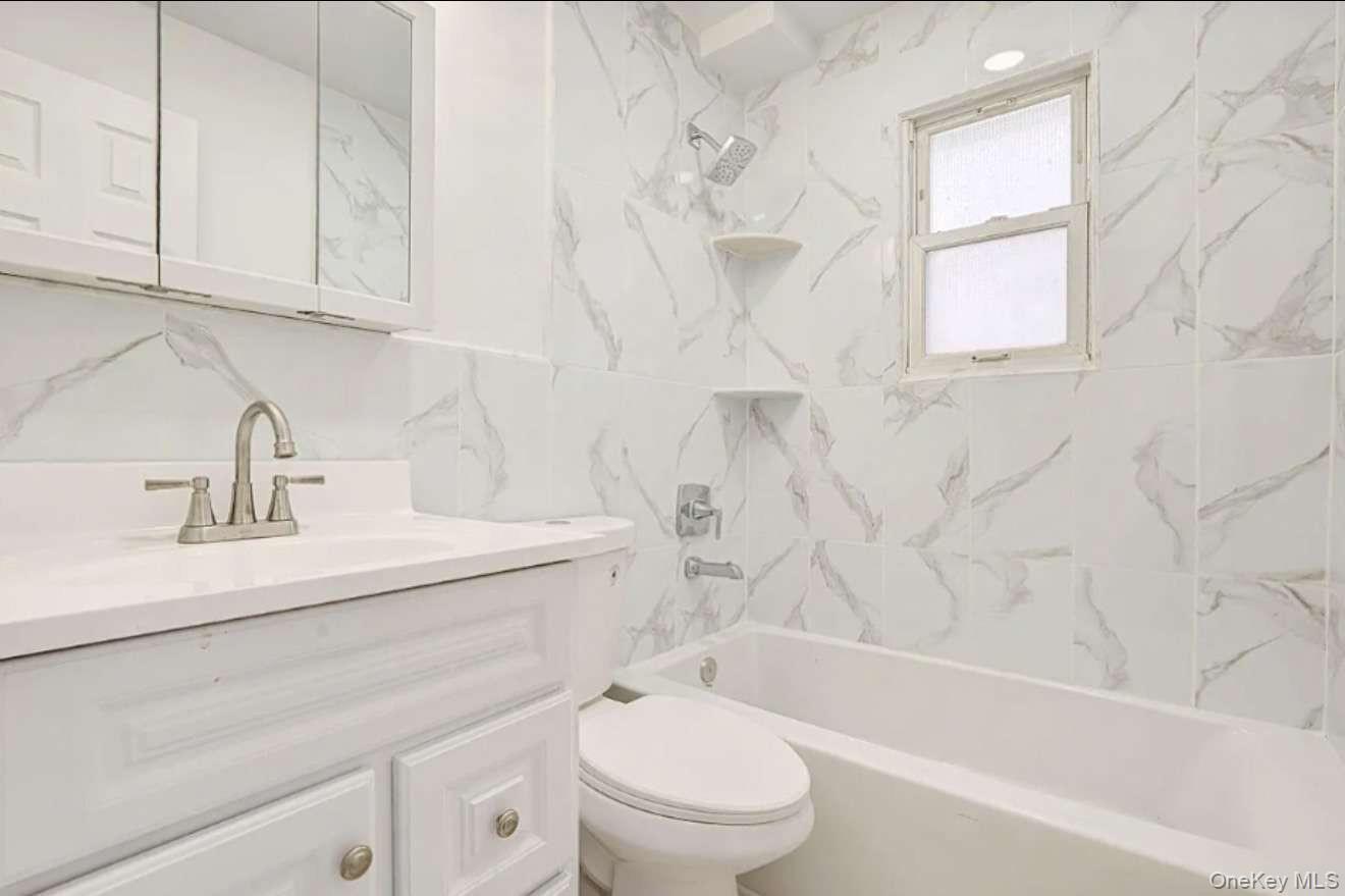 159-40 95th Street Property Photo 20