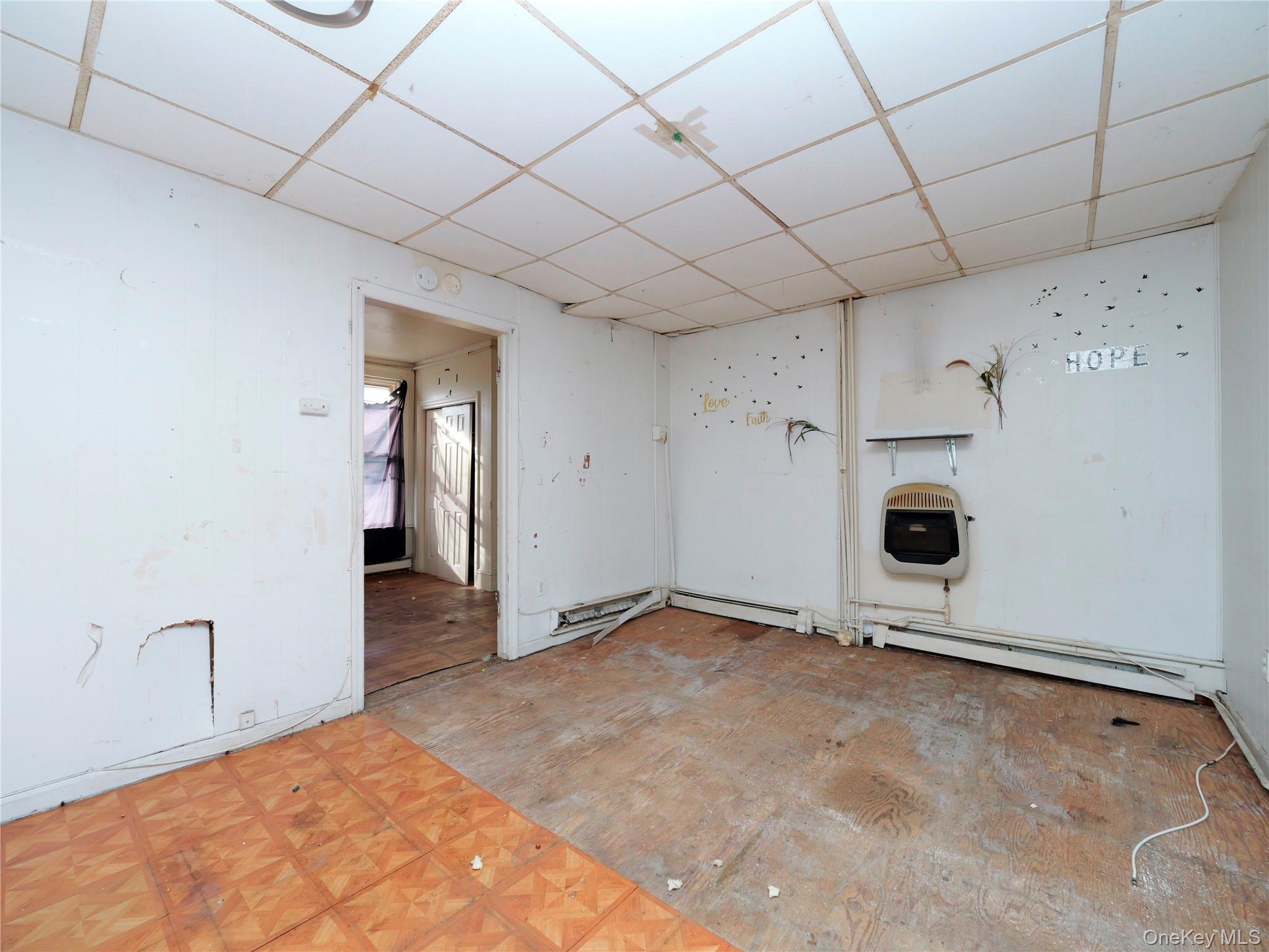 170 Chambers Street Property Photo 3