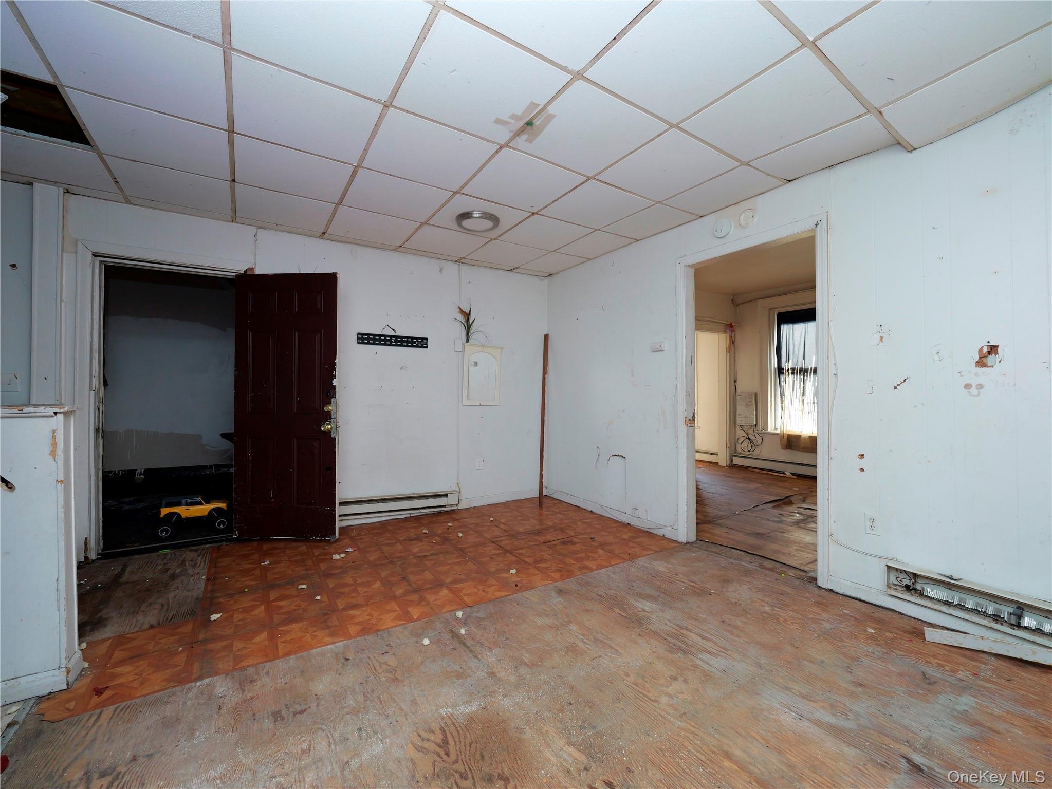 170 Chambers Street Property Photo 4