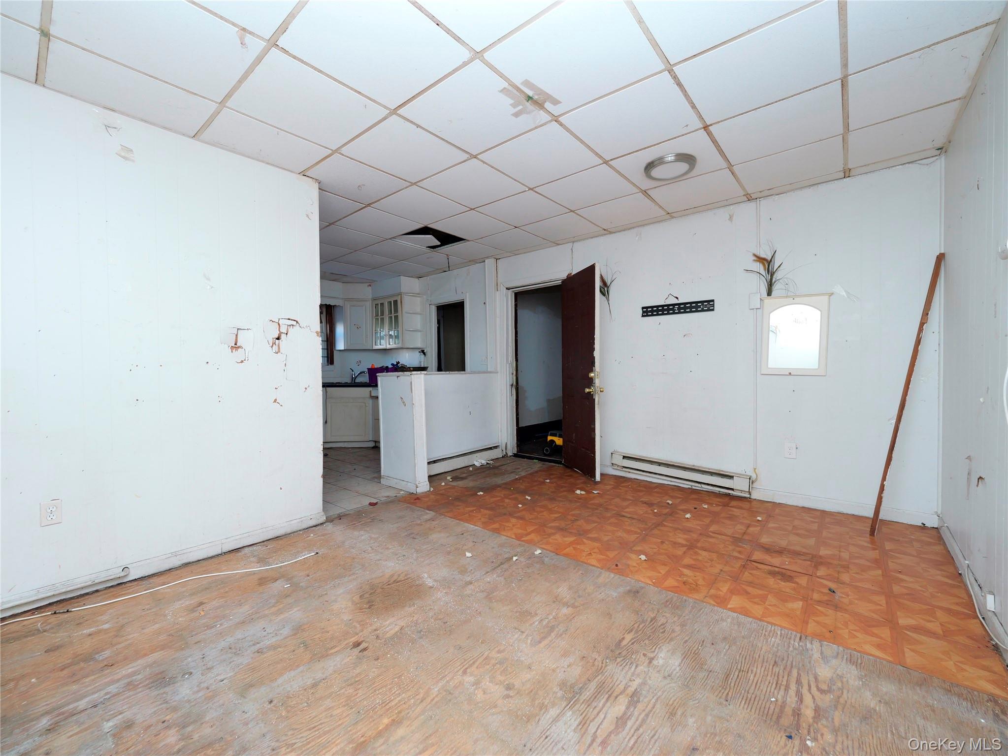 170 Chambers Street Property Photo 5