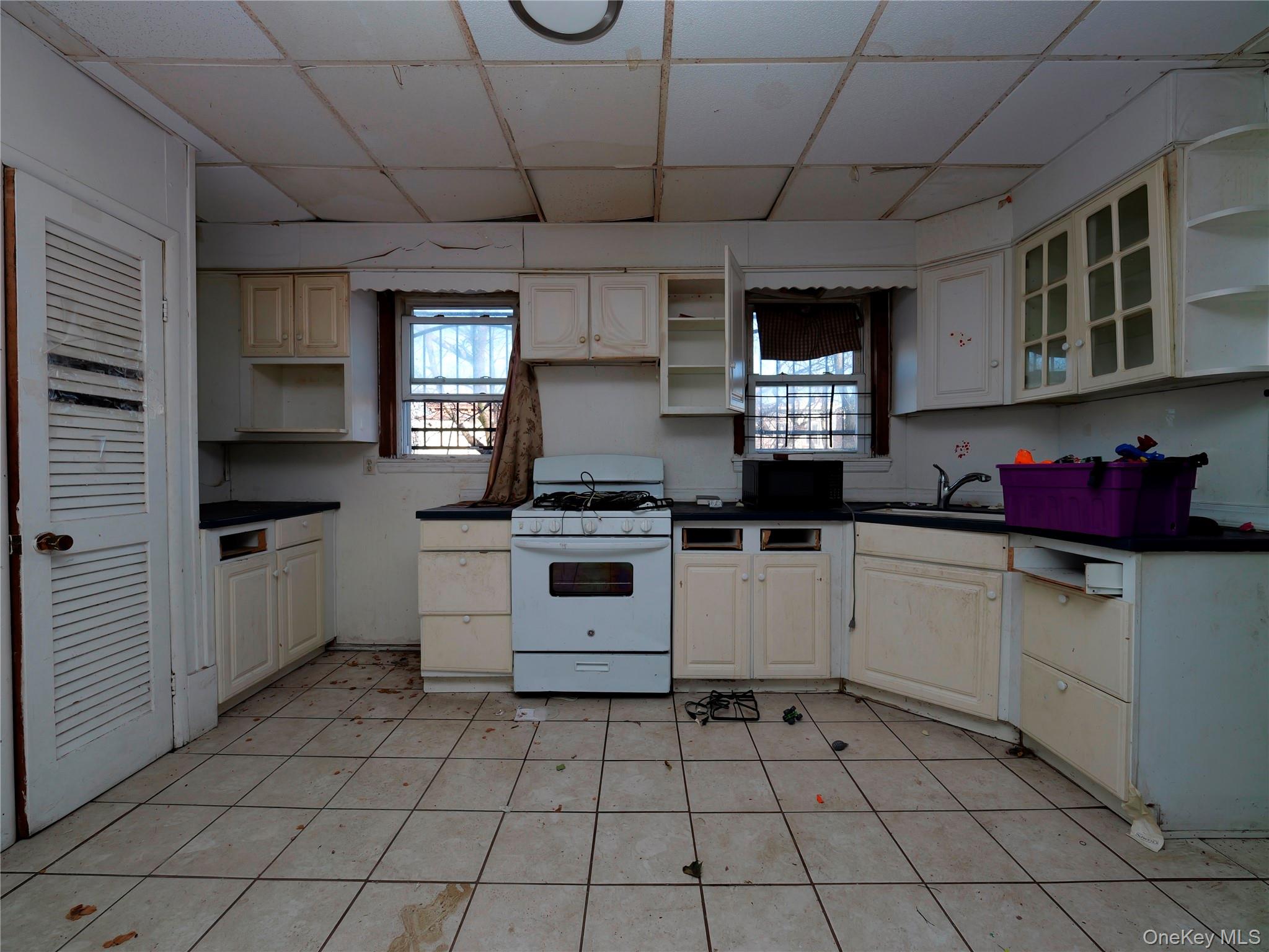 170 Chambers Street Property Photo 11