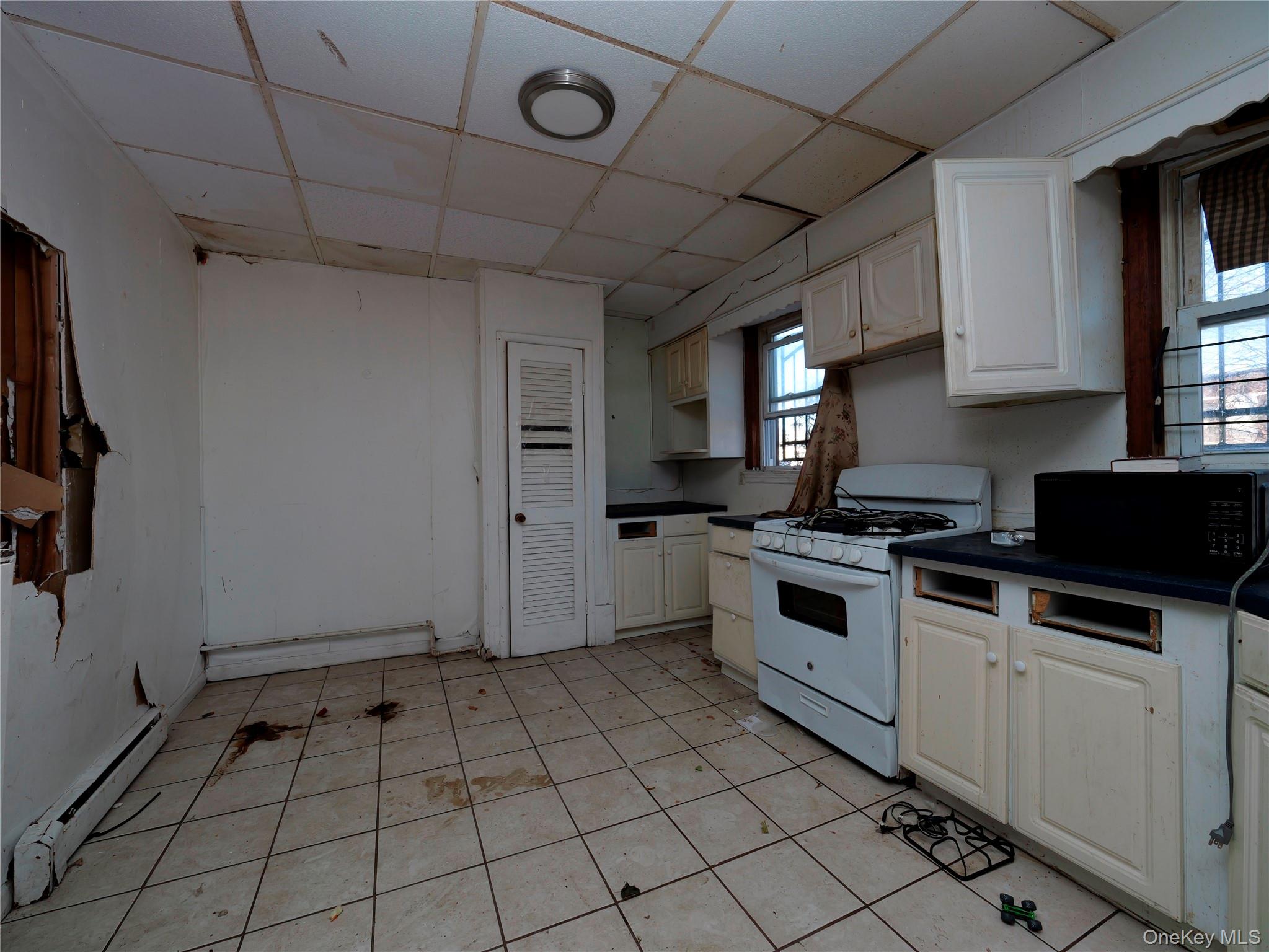 170 Chambers Street Property Photo 13