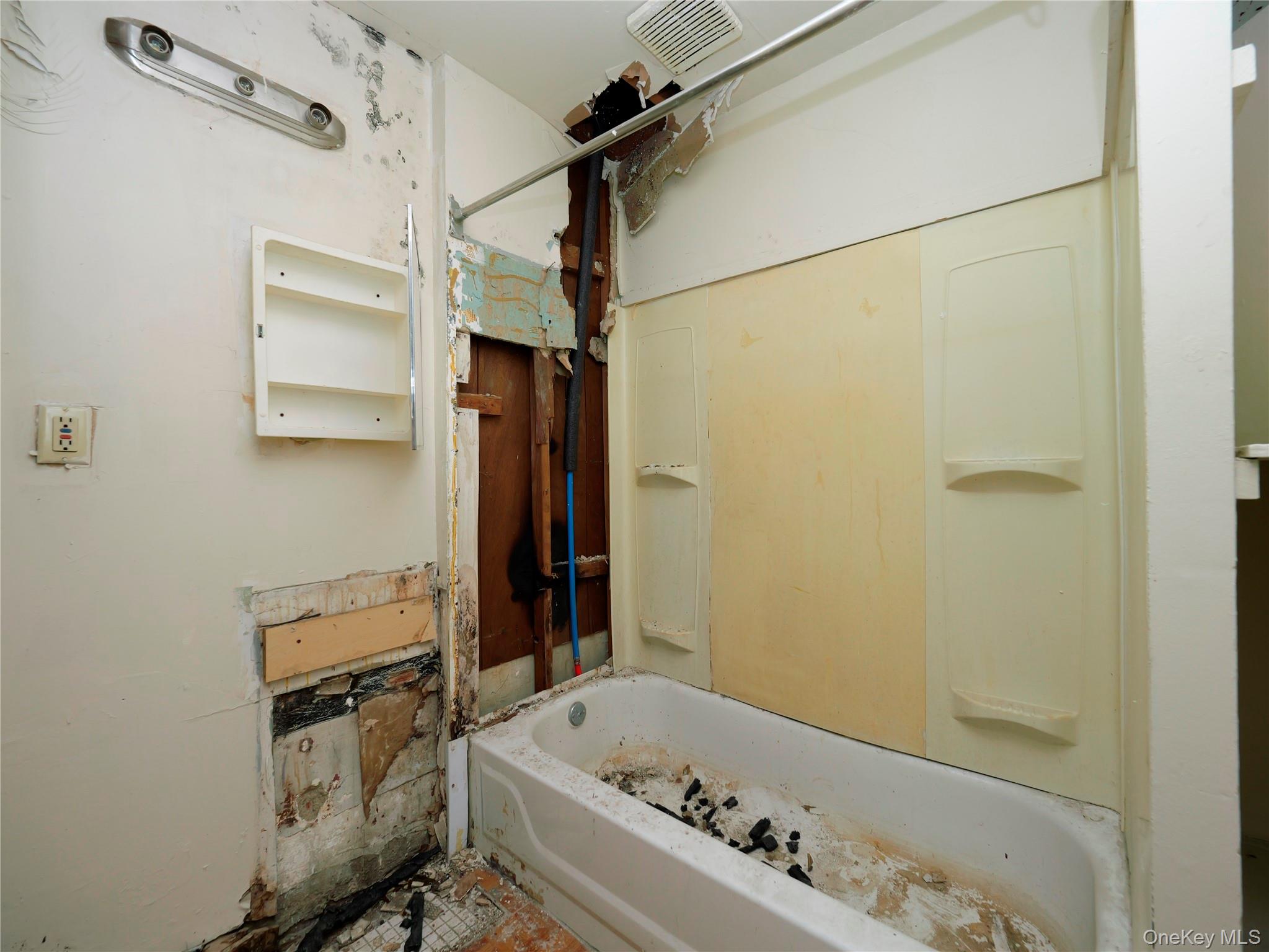 170 Chambers Street Property Photo 35