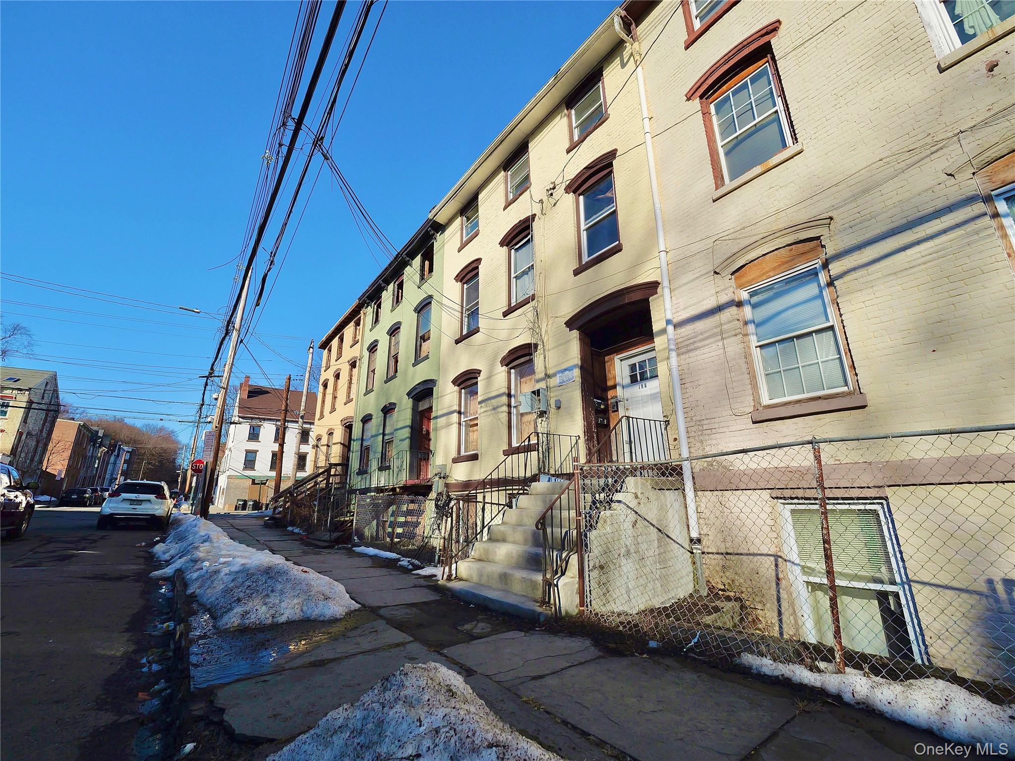 170 Chambers Street Property Photo 49