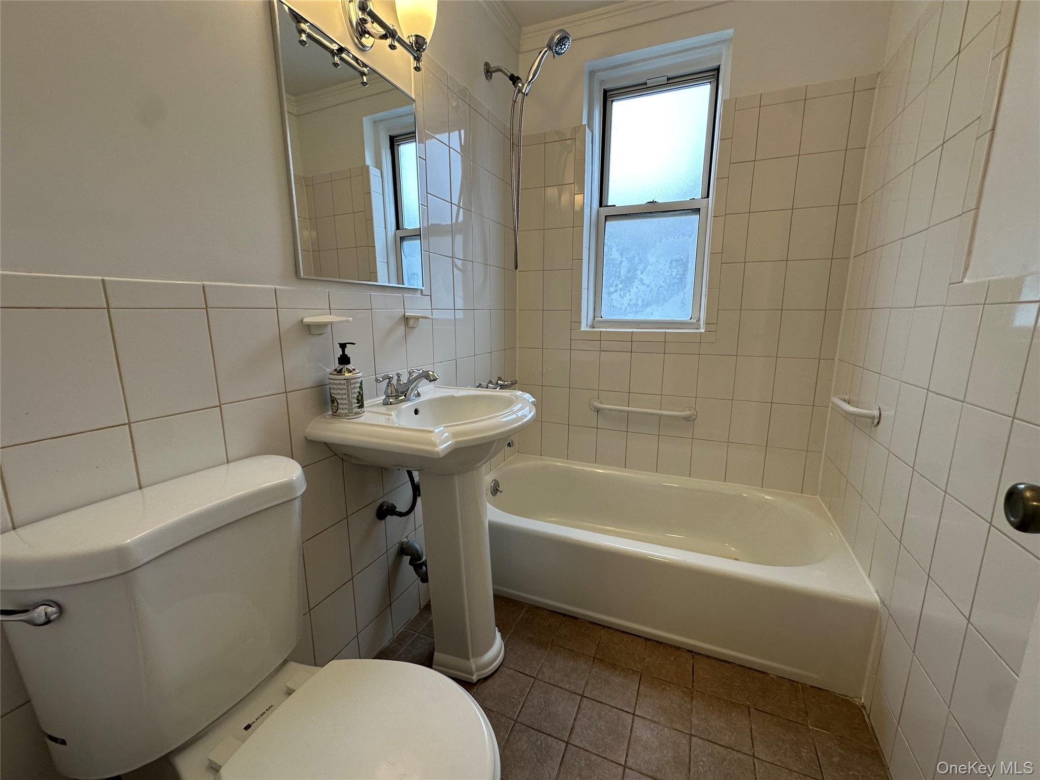 1 Vincent Unit 3k Property Photo 35