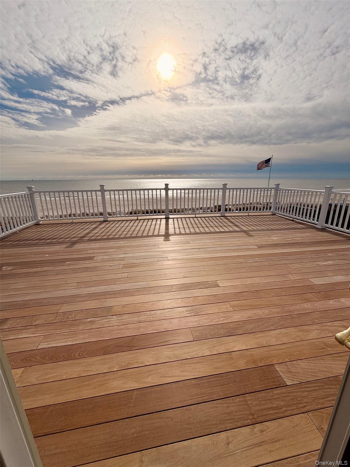 675 Dune Road Property Photo 5