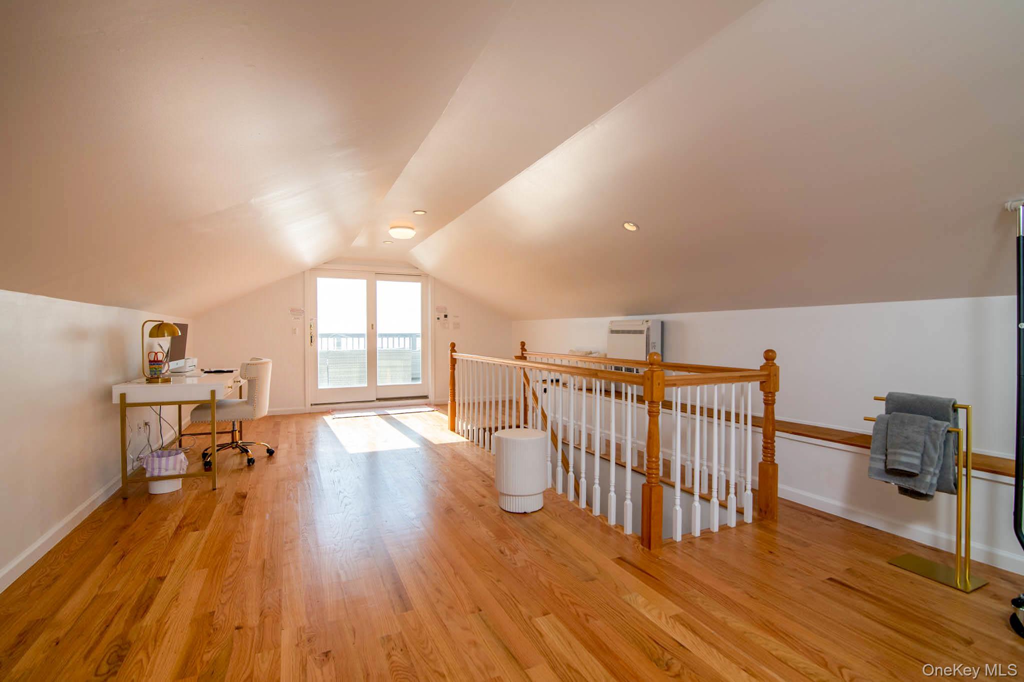 675 Dune Road Property Photo 19