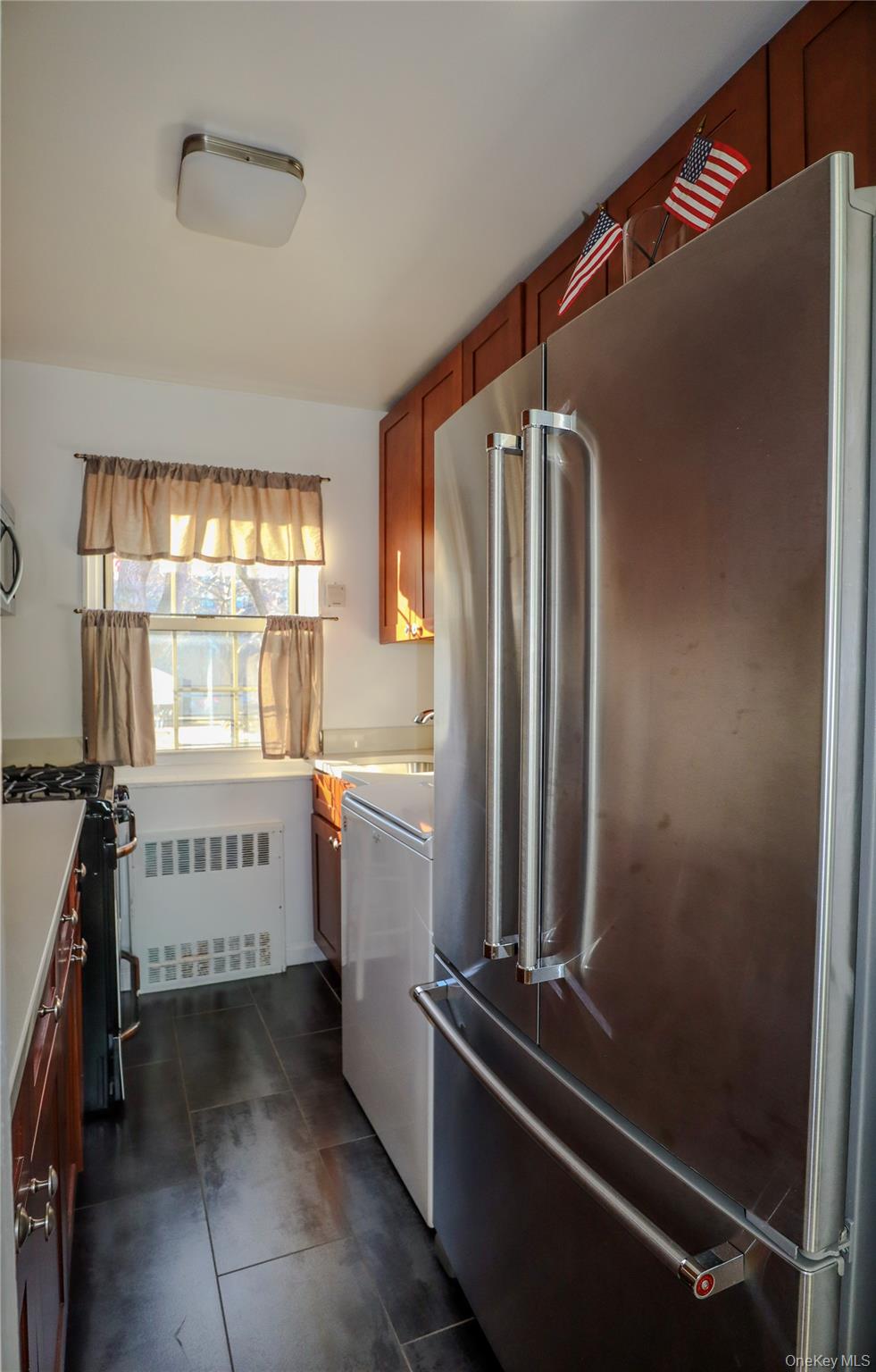211-07 73 Avenue A Property Photo 7