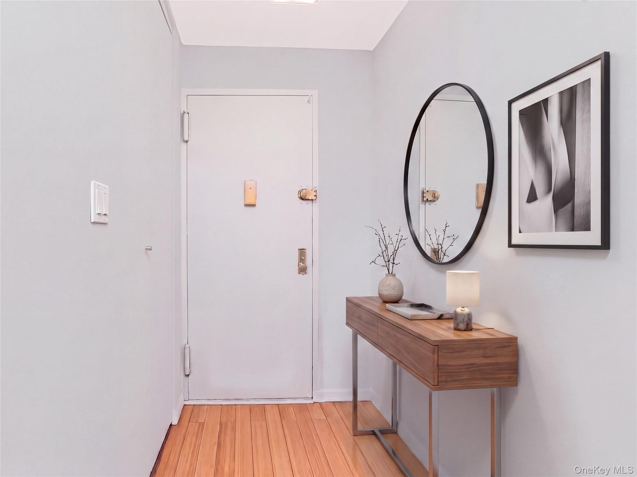 1874 Pelham Parkway 4a Property Photo 5