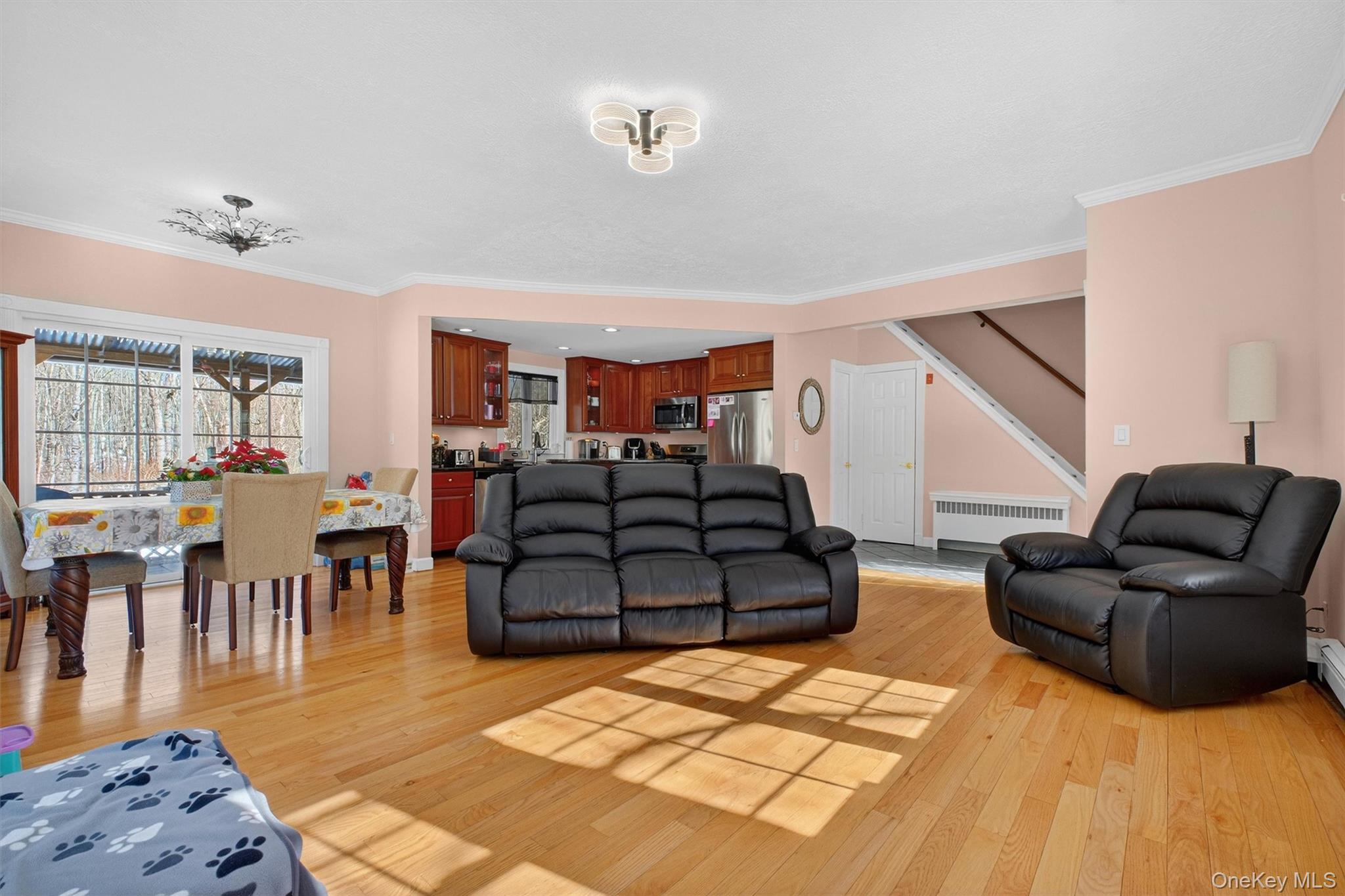 8 Garrett Place Property Photo 6