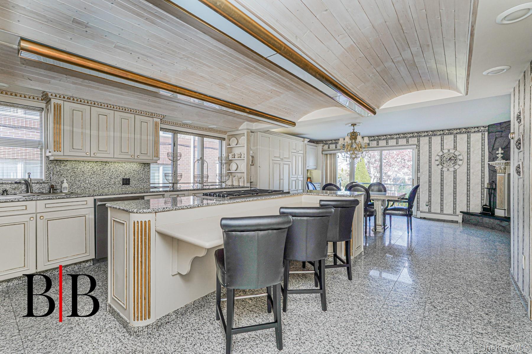 2017 E 74th Street Property Photo 14