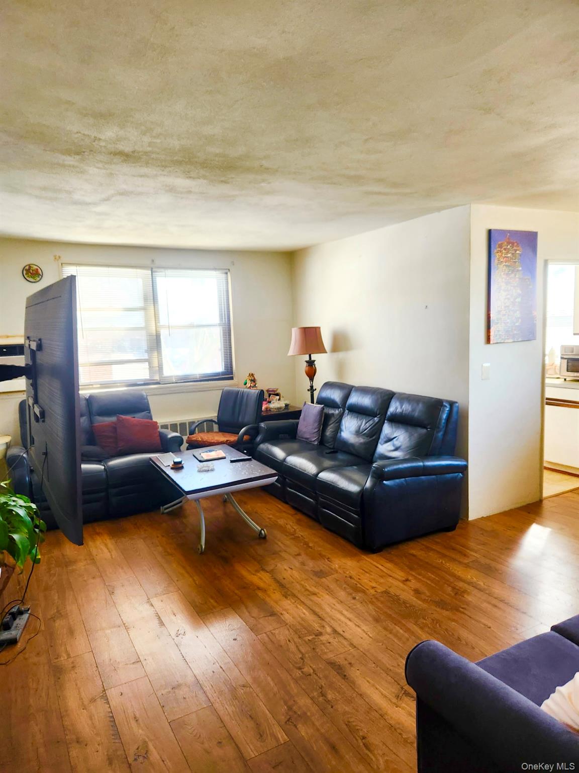 57-65 246 Crescent 2 Property Photo 4