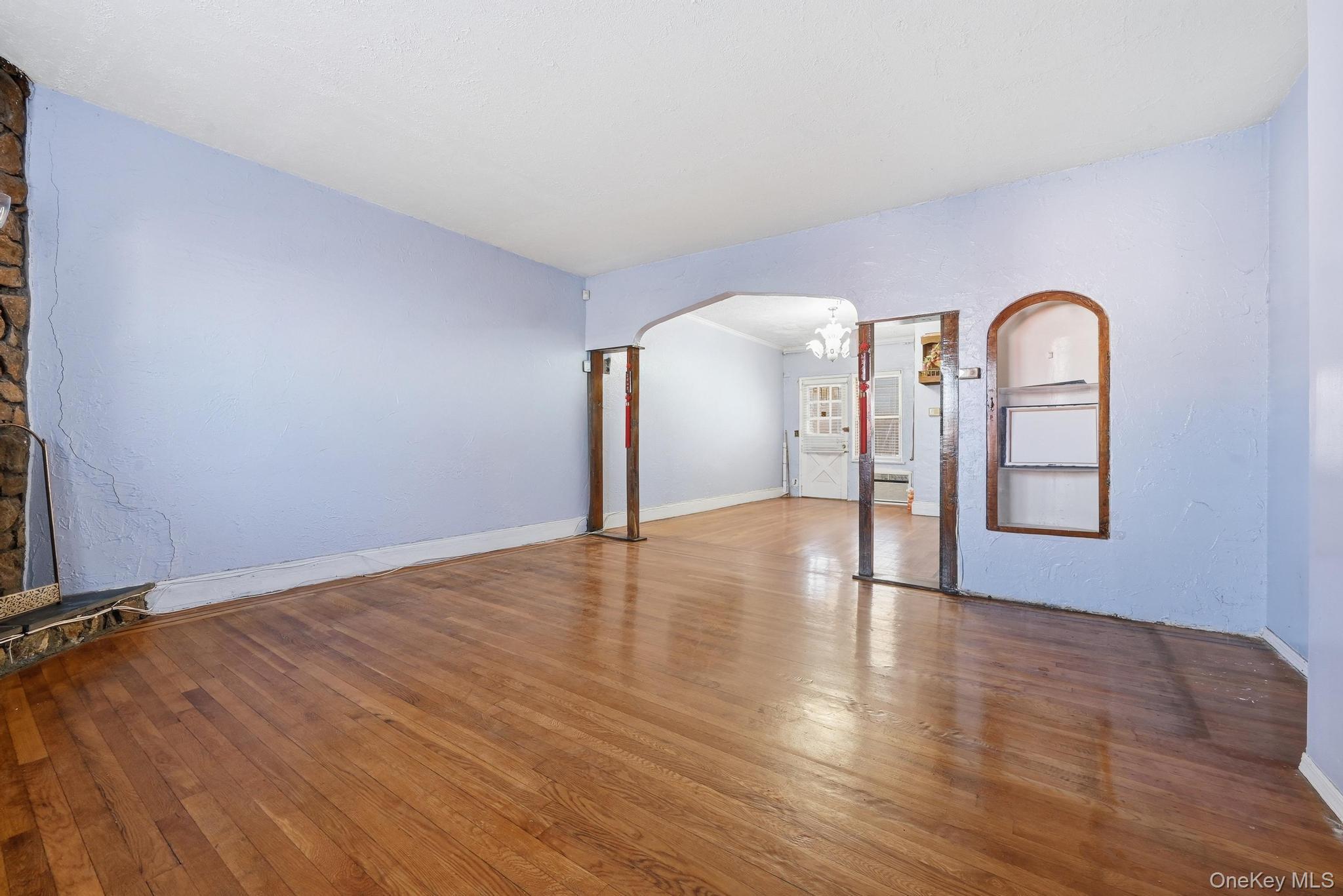 105-31 79th Street Property Photo 4