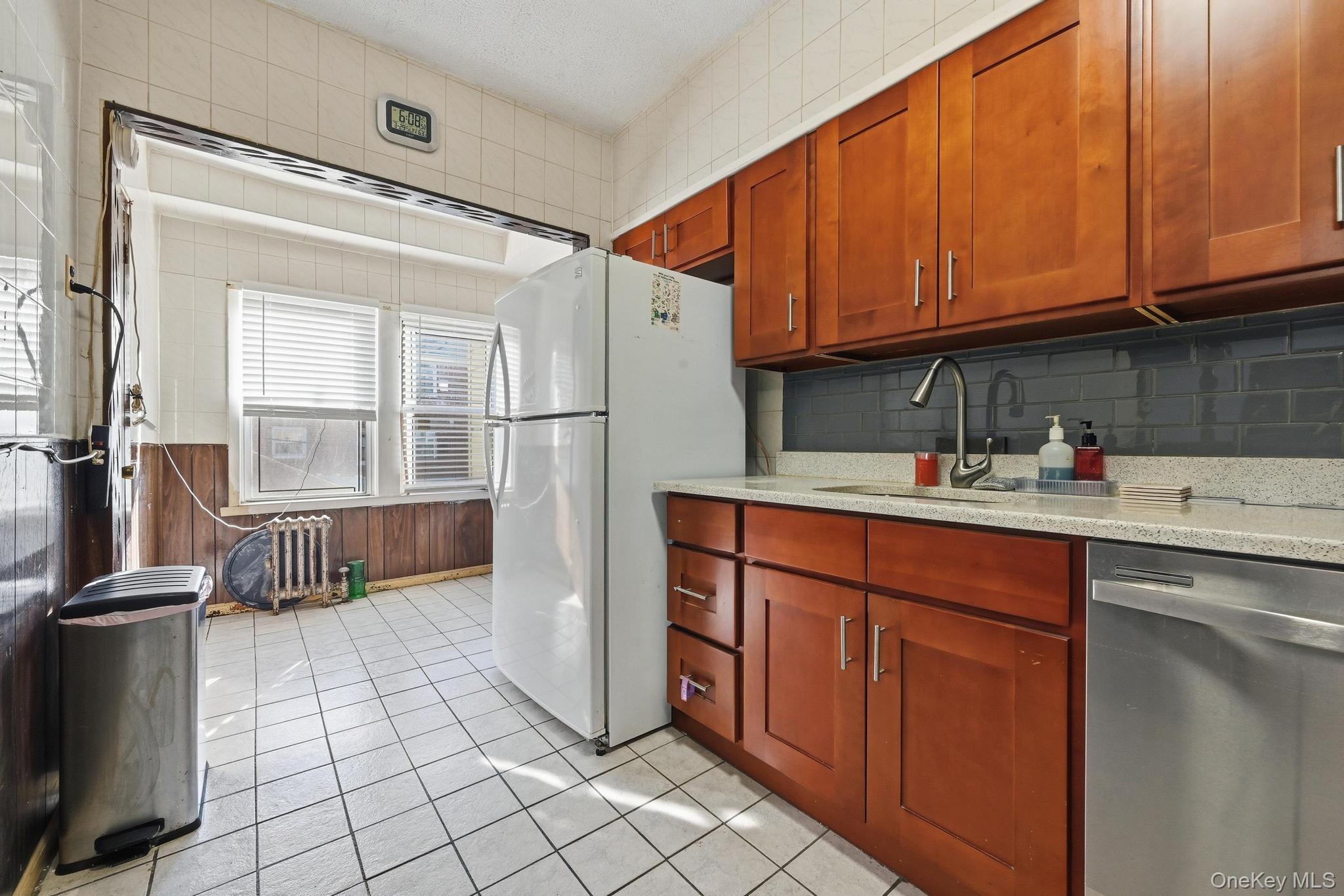 105-31 79th Street Property Photo 8