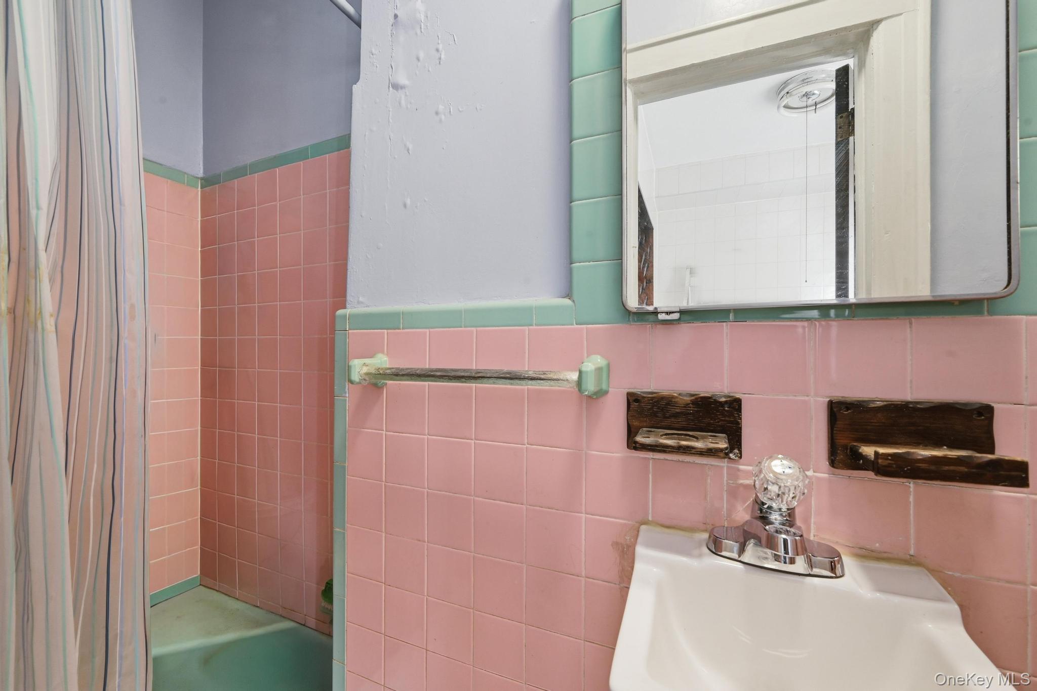 105-31 79th Street Property Photo 10