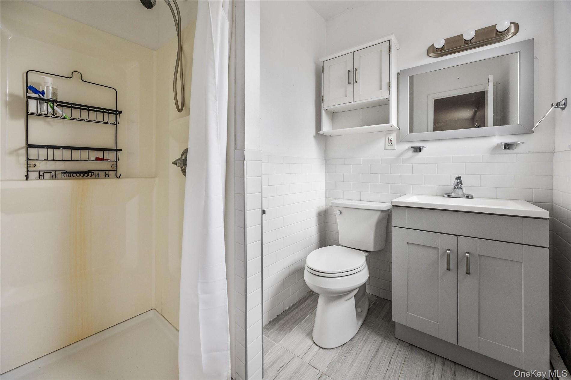 2504 42nd Street Property Photo 16