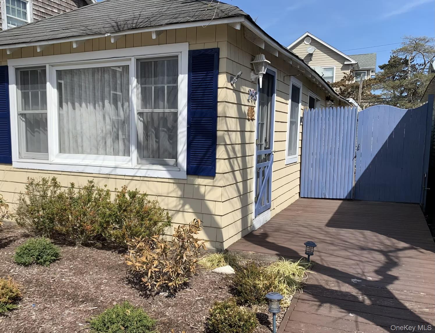 298 Cottage Walk Property Photo 1