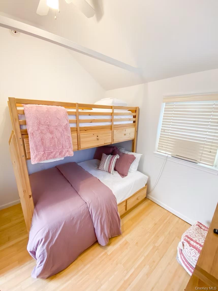 298 Cottage Walk Property Photo 4
