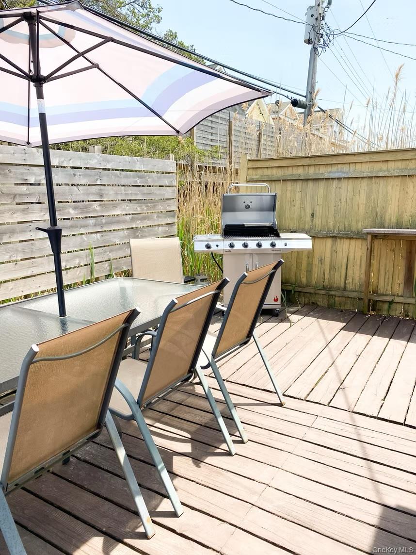 298 Cottage Walk Property Photo 7