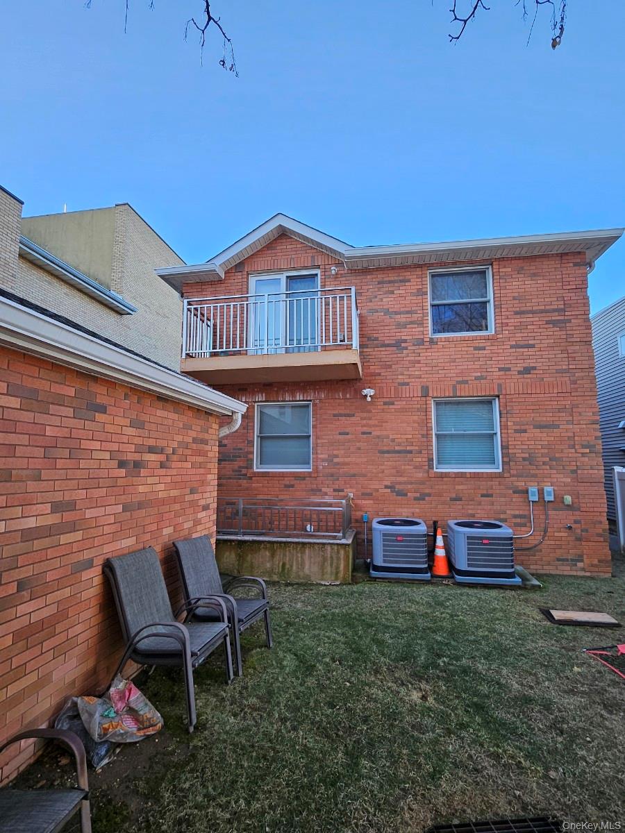 43-29 249th Street Property Photo 4