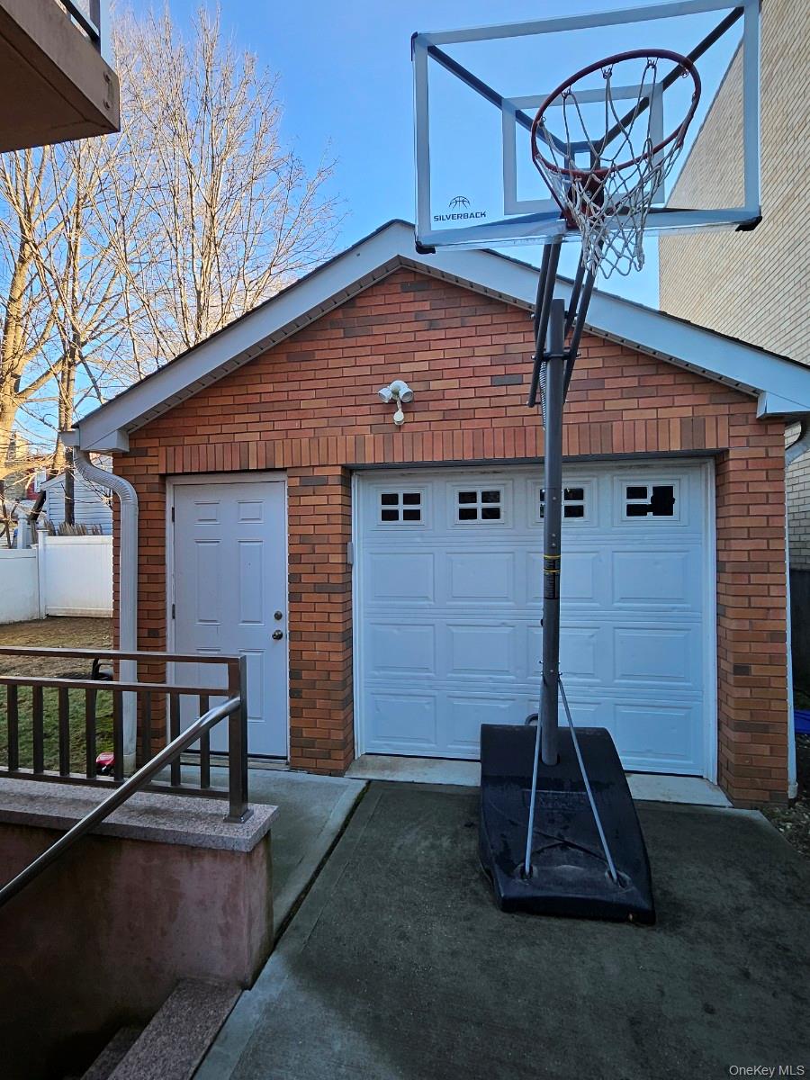 43-29 249th Street Property Photo 5