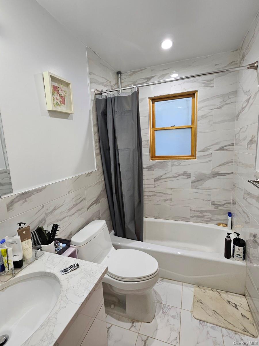 43-29 249th Street Property Photo 14