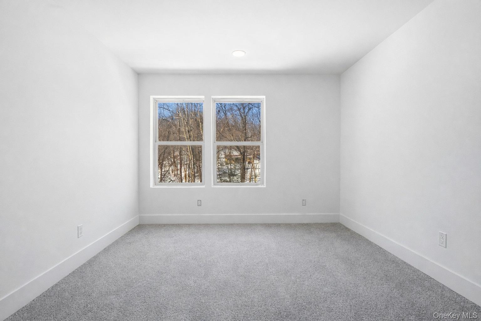 525 Millbrook Drive Property Photo 6