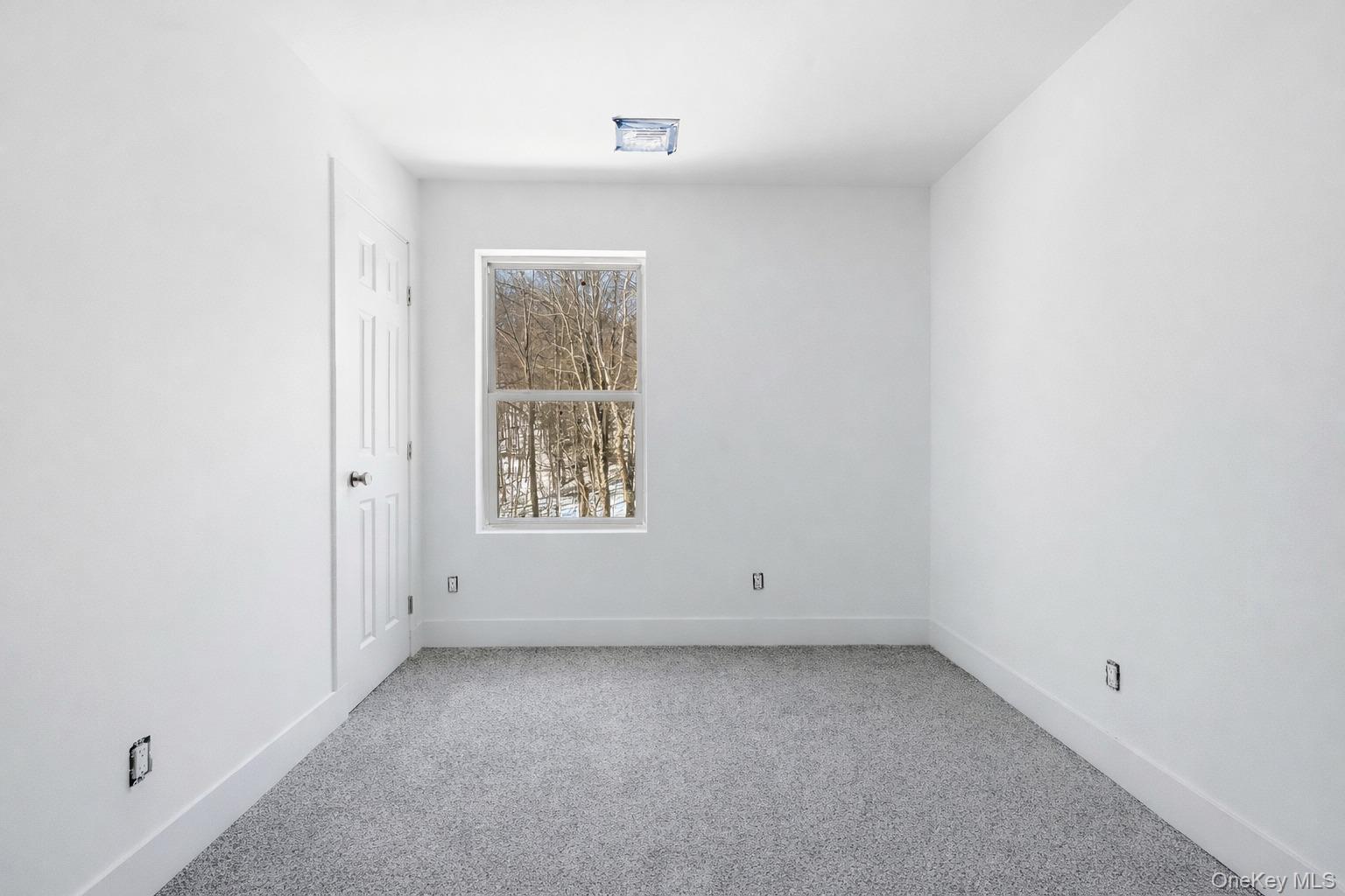 525 Millbrook Drive Property Photo 7