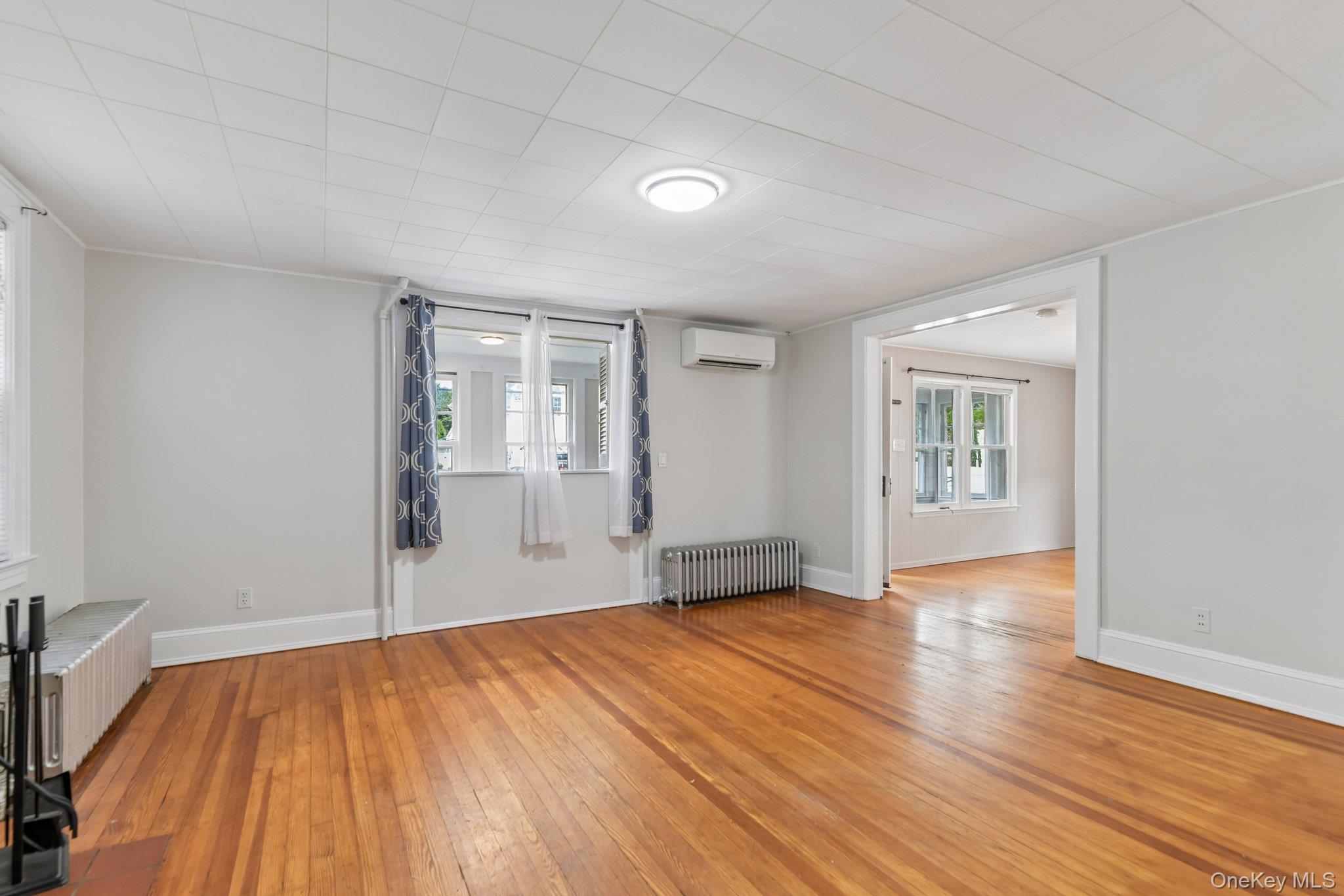 2097 Washington Avenue Property Photo 8