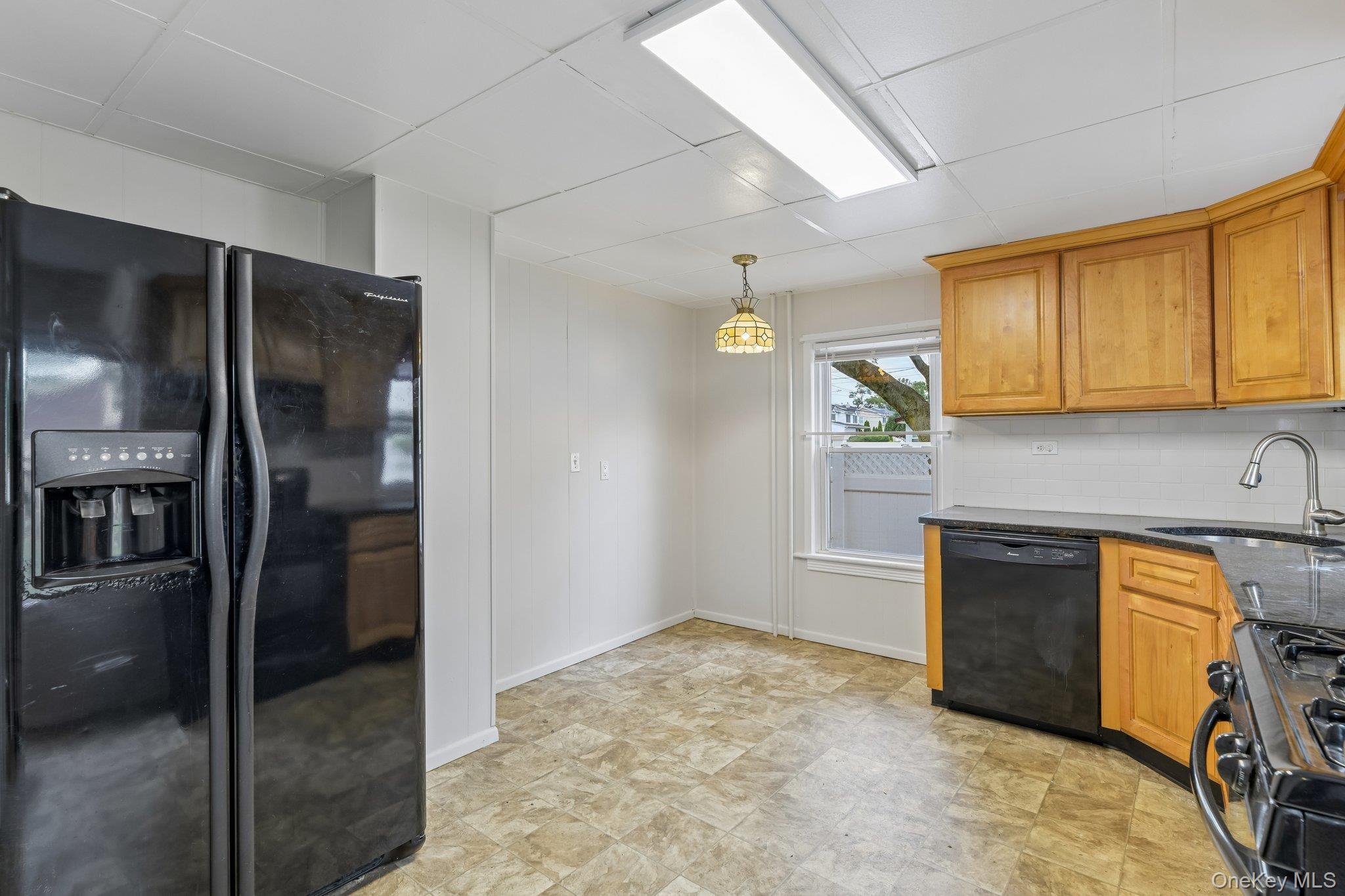 2097 Washington Avenue Property Photo 12