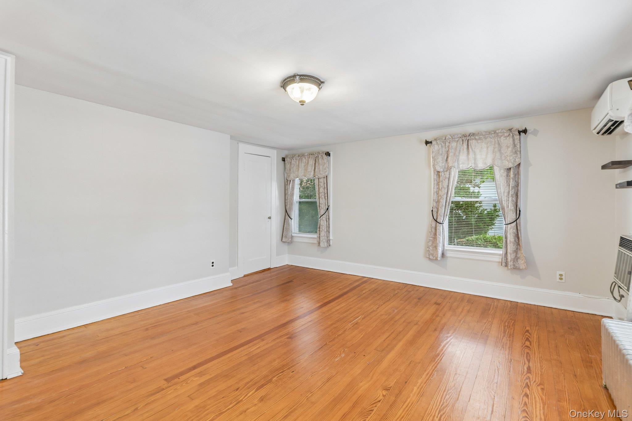 2097 Washington Avenue Property Photo 19