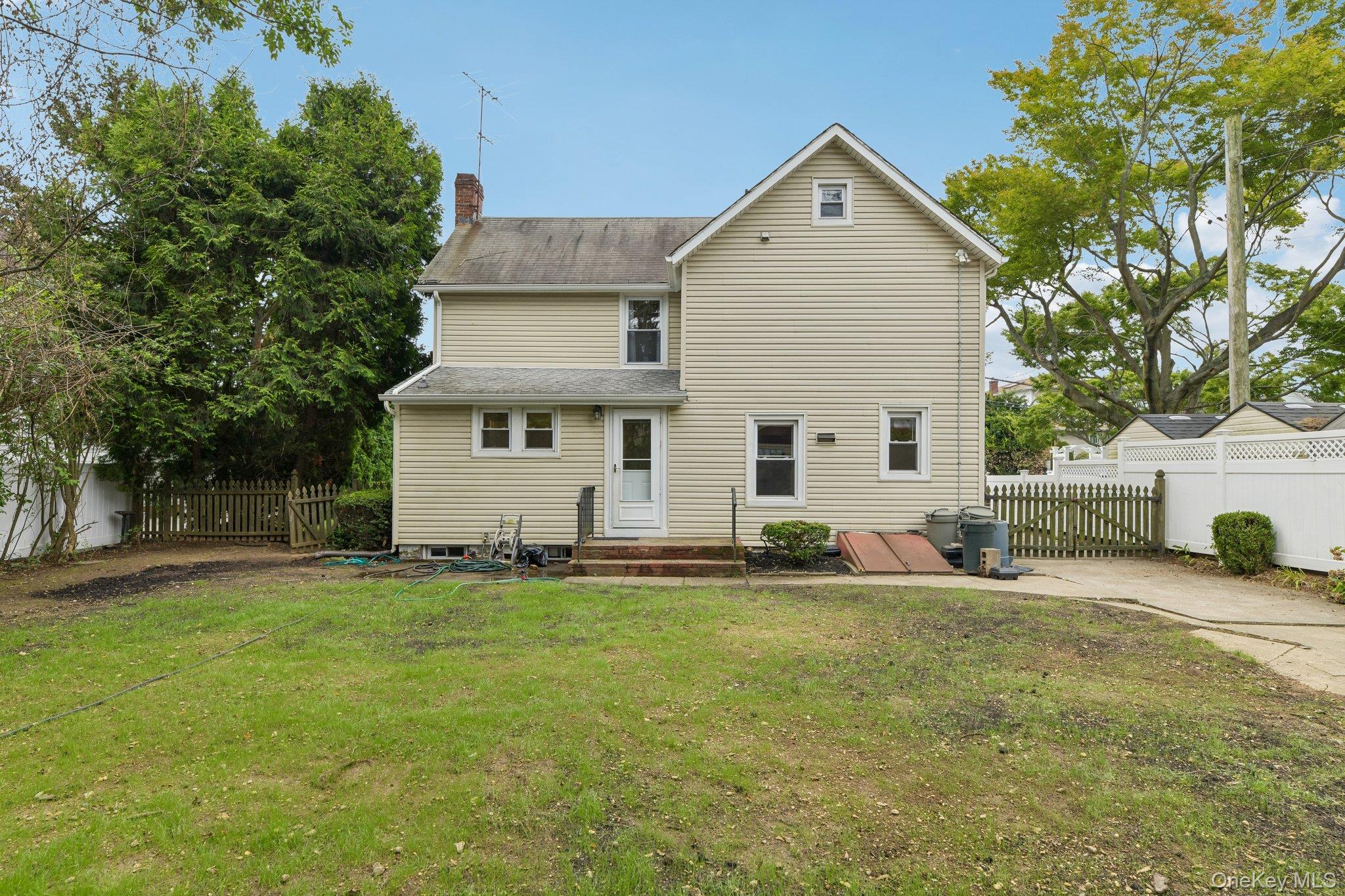 2097 Washington Avenue Property Photo 34