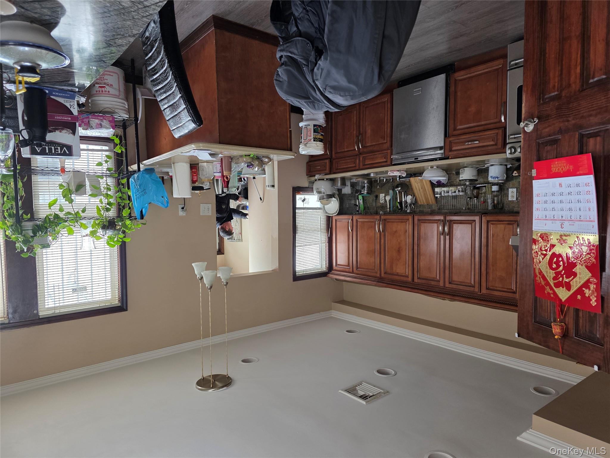 9102 96th Street Property Photo 2