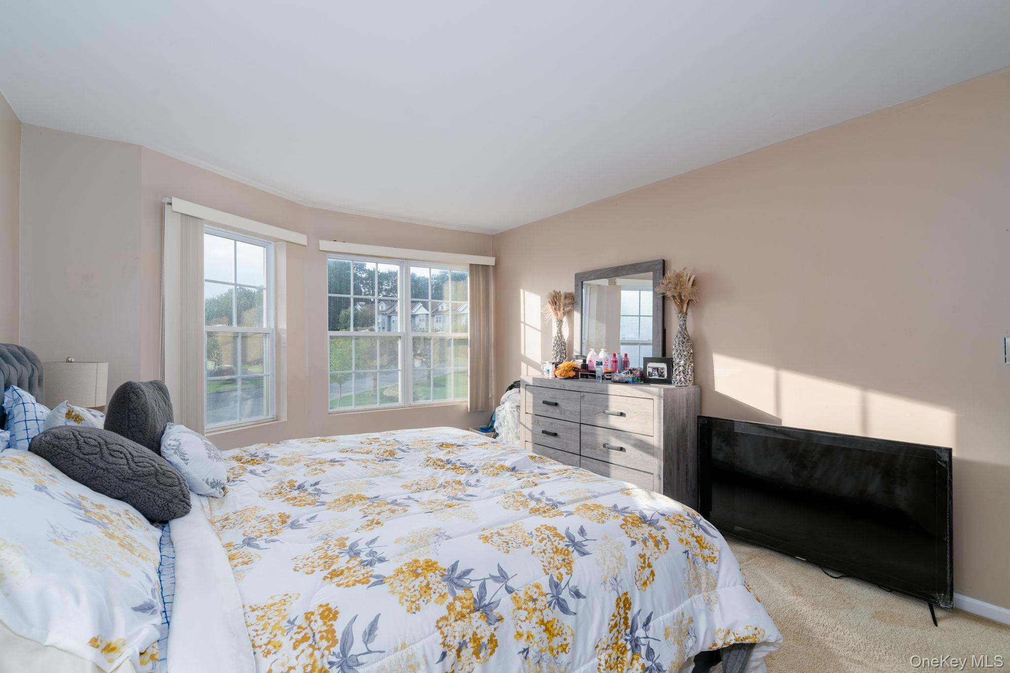 205 Ramapo Road H Property Photo 14