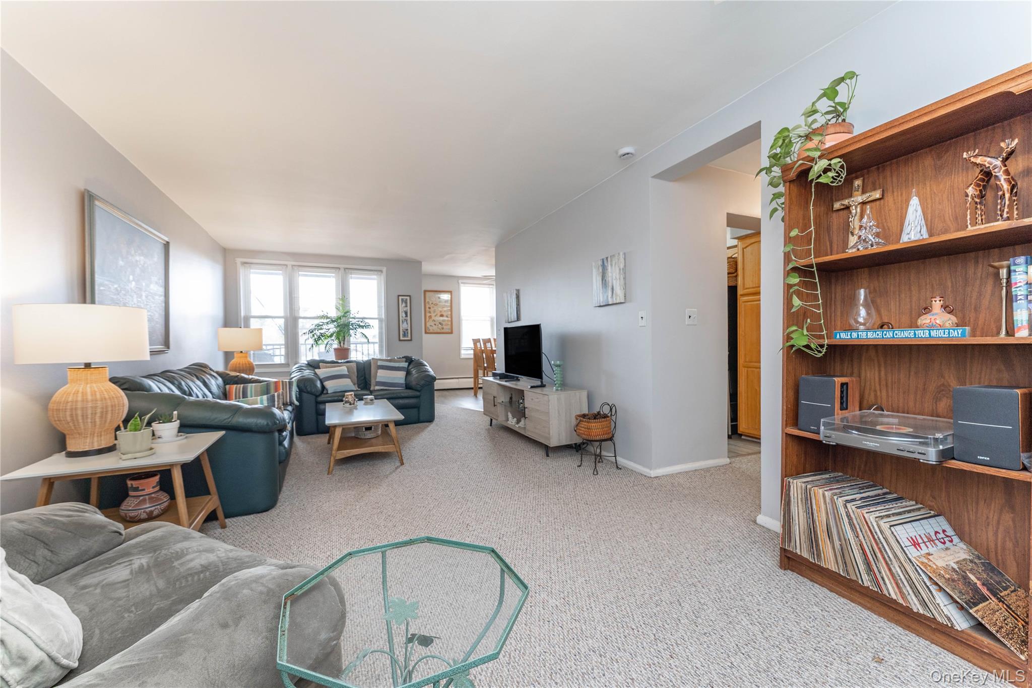 60 Hempstead Avenue 2k Property Photo 2