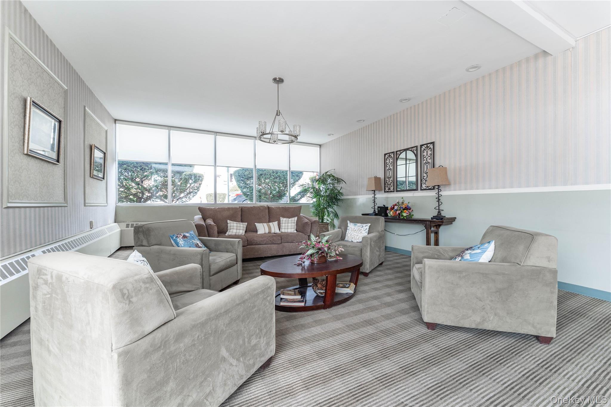 60 Hempstead Avenue 2k Property Photo 12