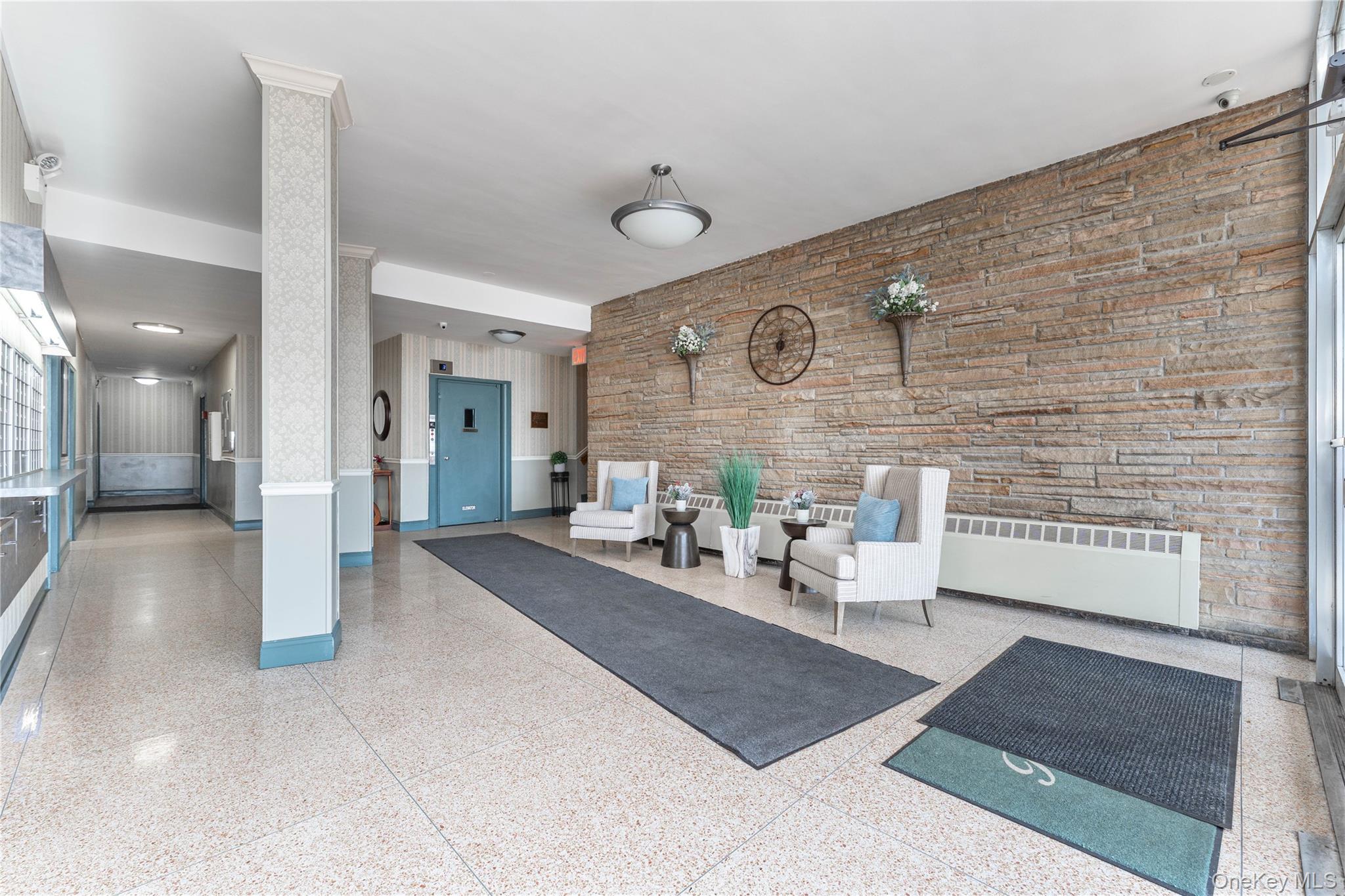 60 Hempstead Avenue 2k Property Photo 13