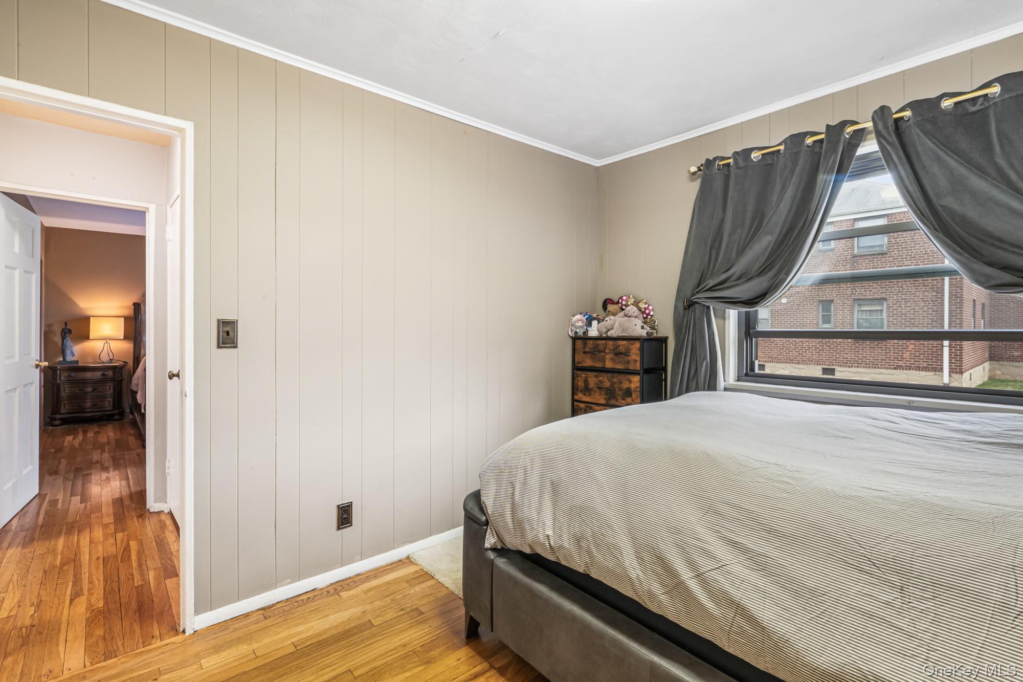 1907 166th Street Lower Property Photo 7