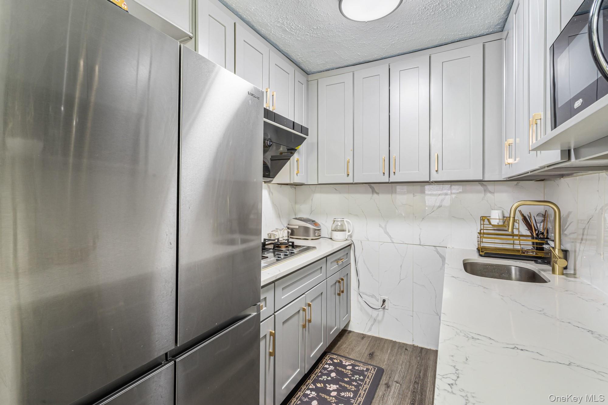 1907 166th Street Lower Property Photo 13