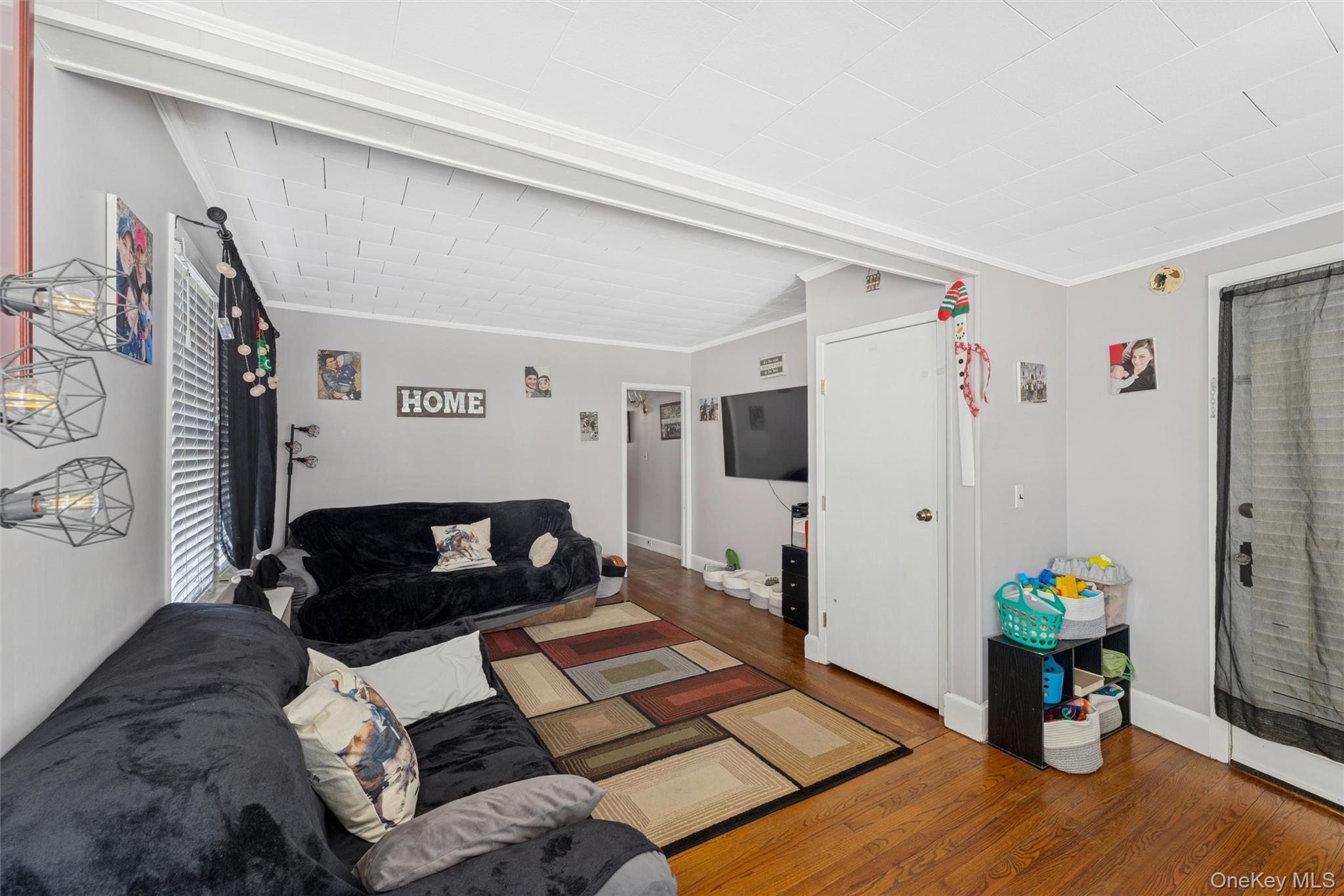 22 Brokaw Avenue Property Photo 4