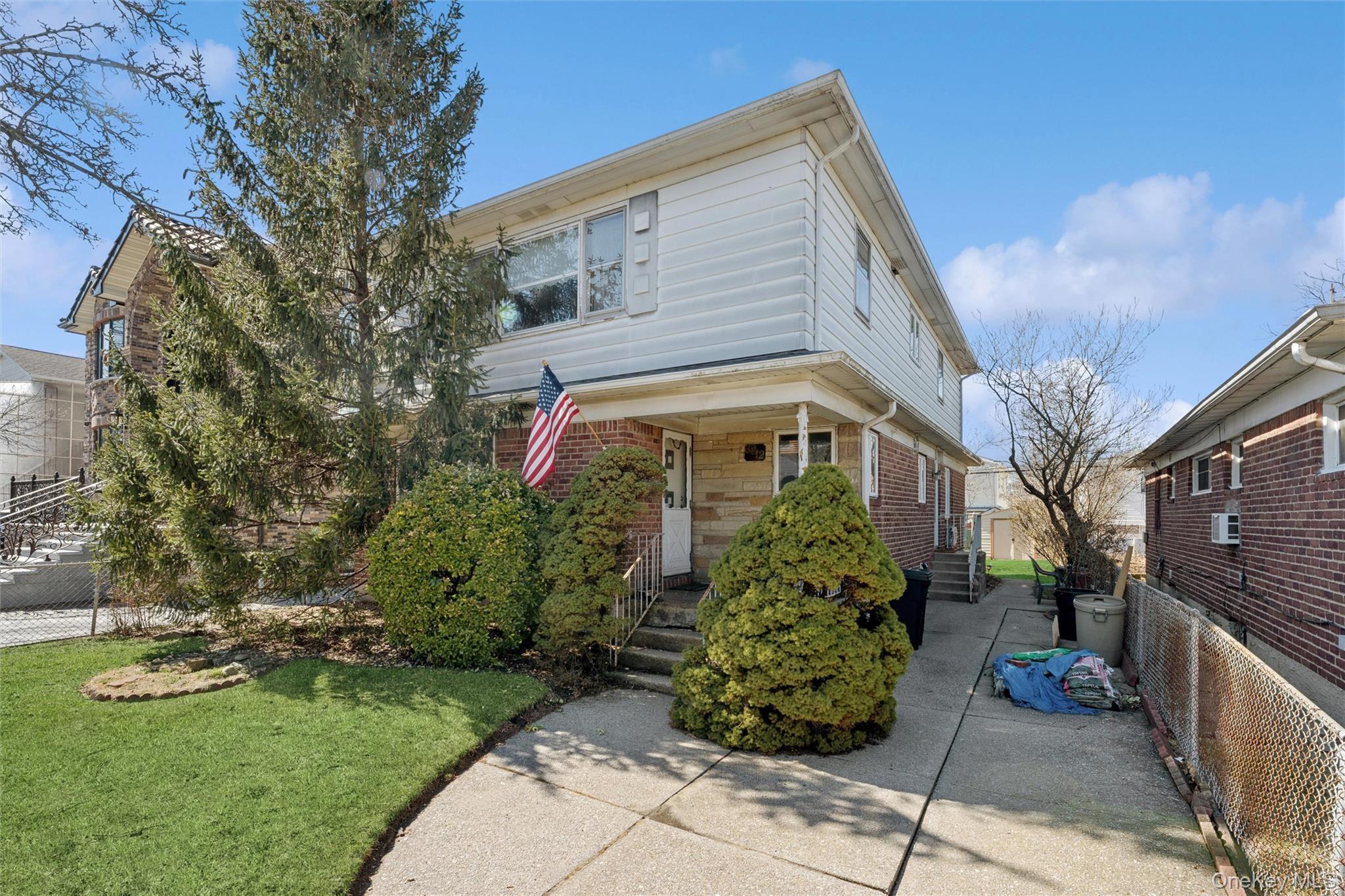 6912 Cloverdale Boulevard Property Photo 1
