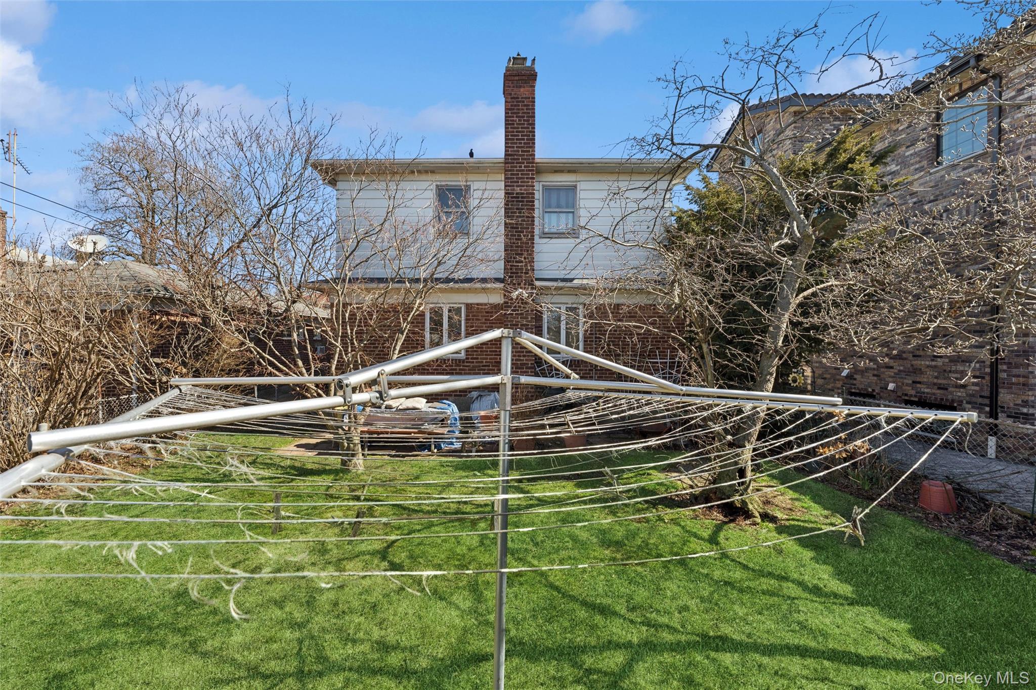 6912 Cloverdale Boulevard Property Photo 5