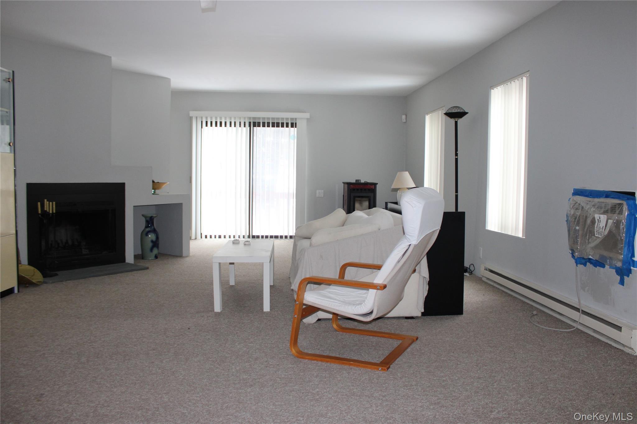 41 W Delaware Ext. Place Property Photo 2