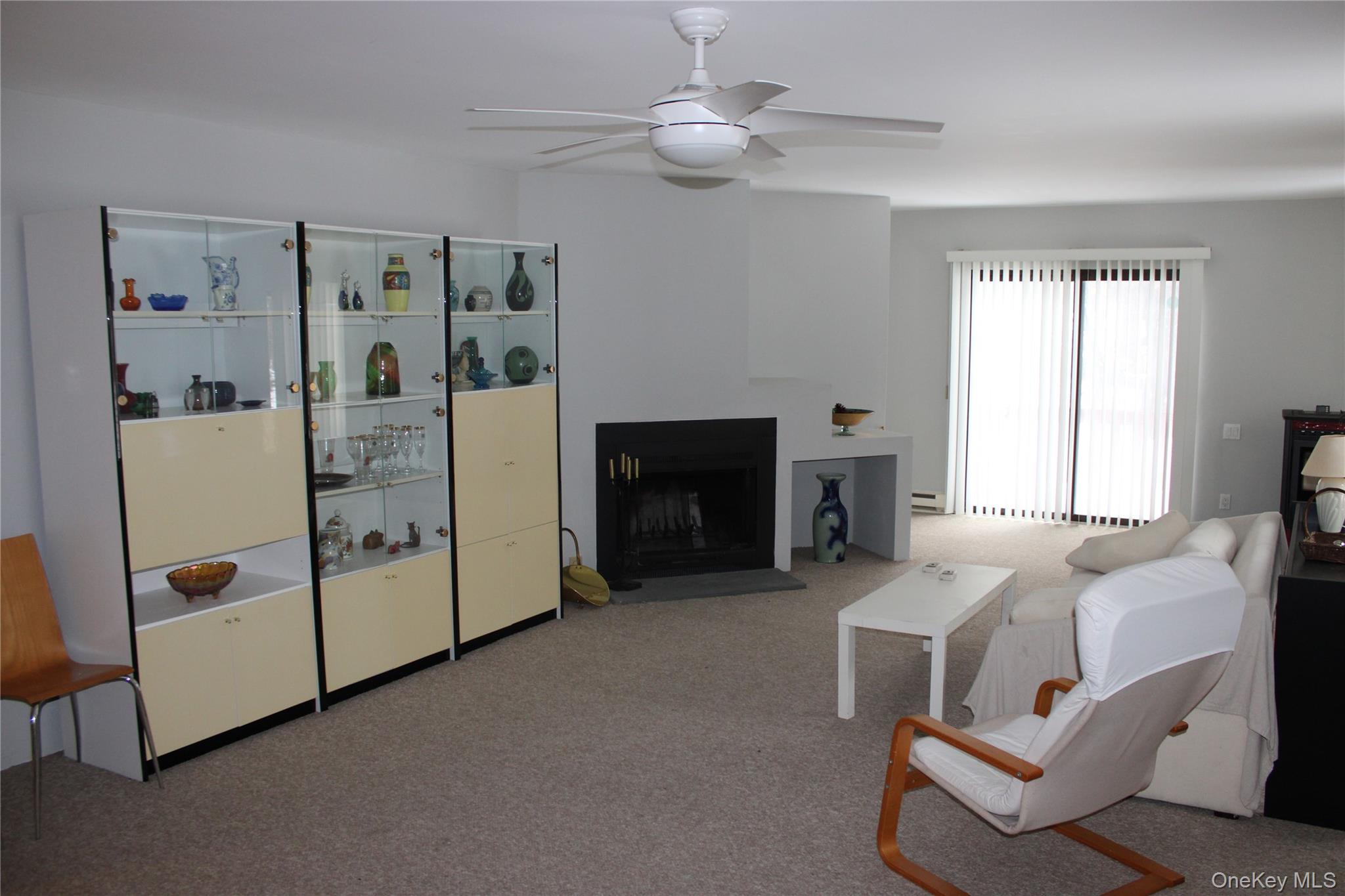 41 W Delaware Ext. Place Property Photo 3